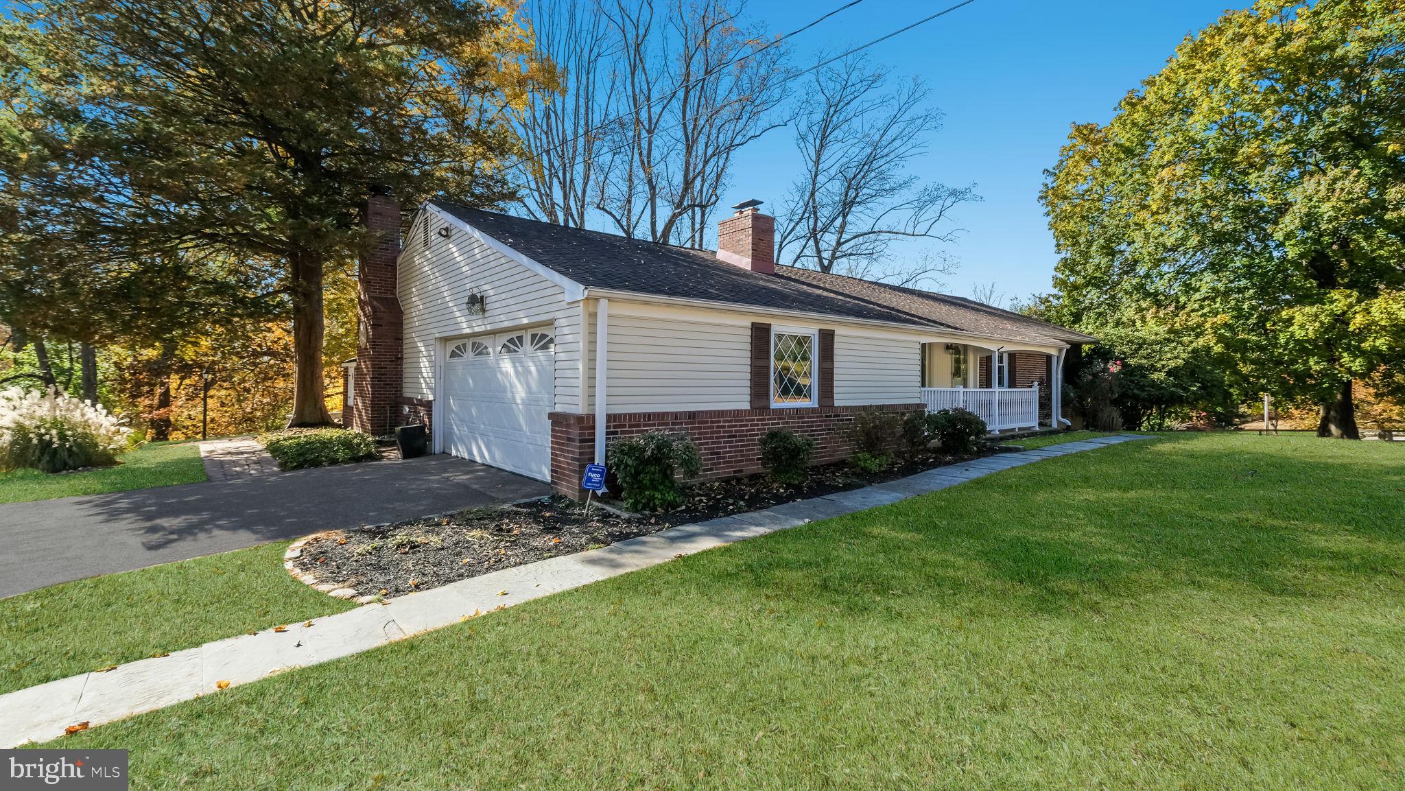 FOX VALLEY - Residential