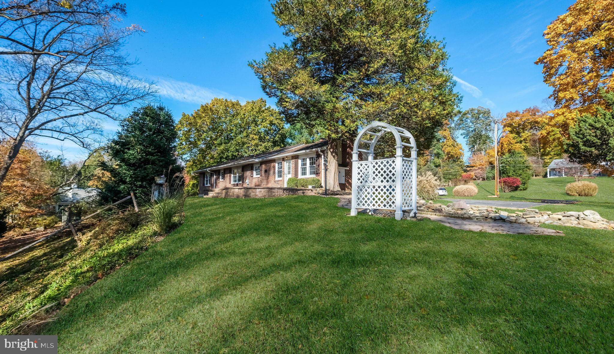 FOX VALLEY - Residential