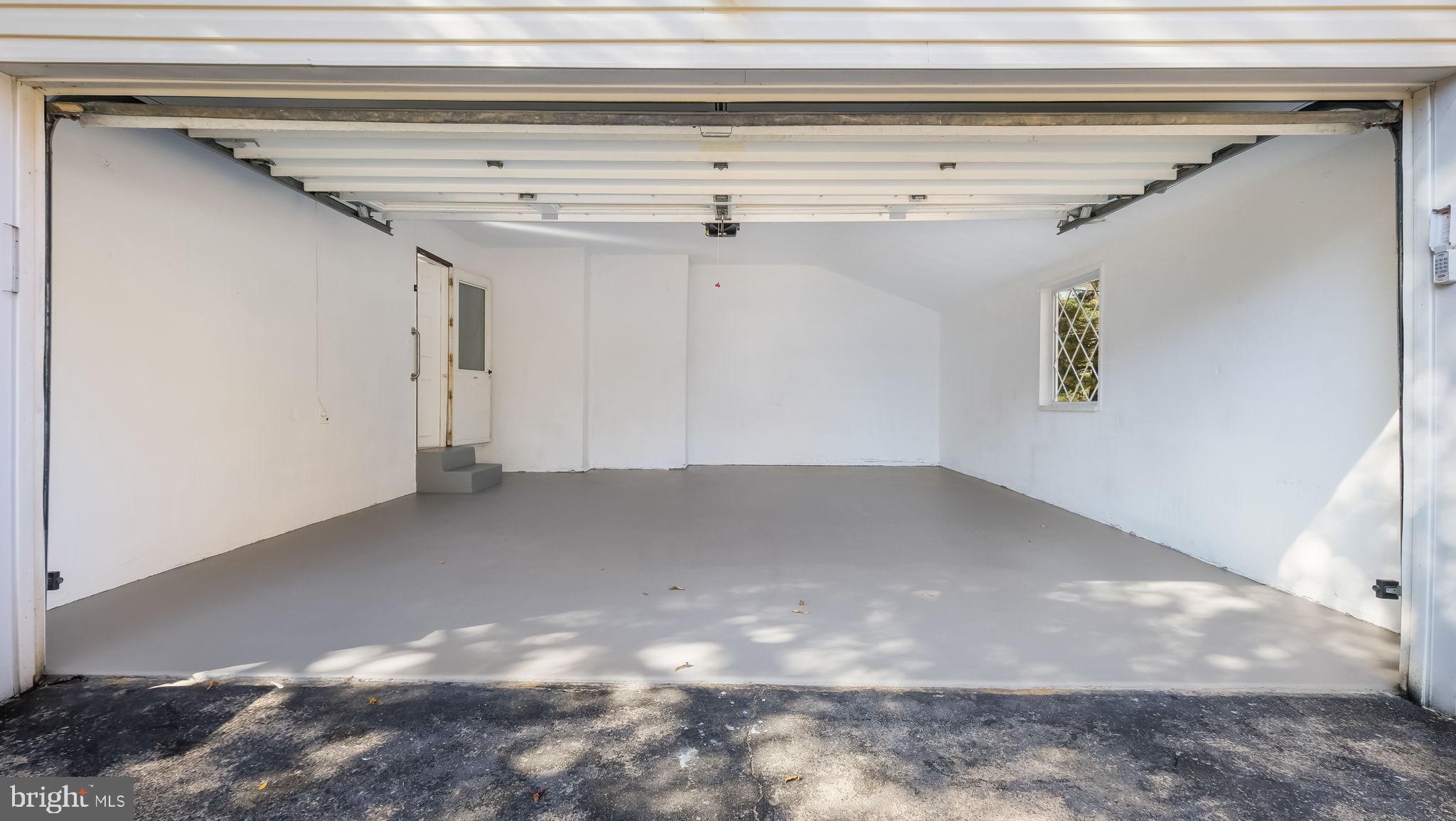 FOX VALLEY - Residential