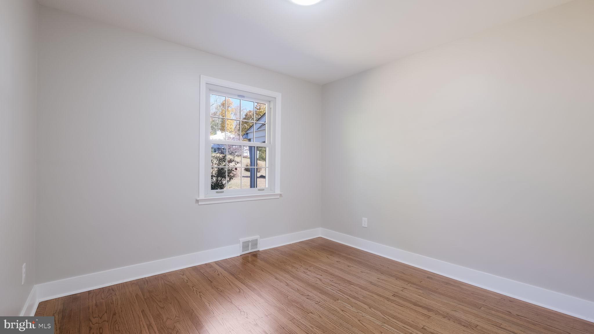 FOX VALLEY - Residential