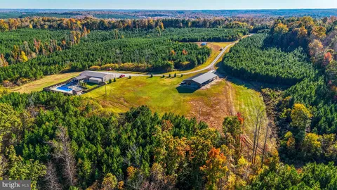 2052 Twenty Two Road, Pamplin, VA MLS: VAPE2000080