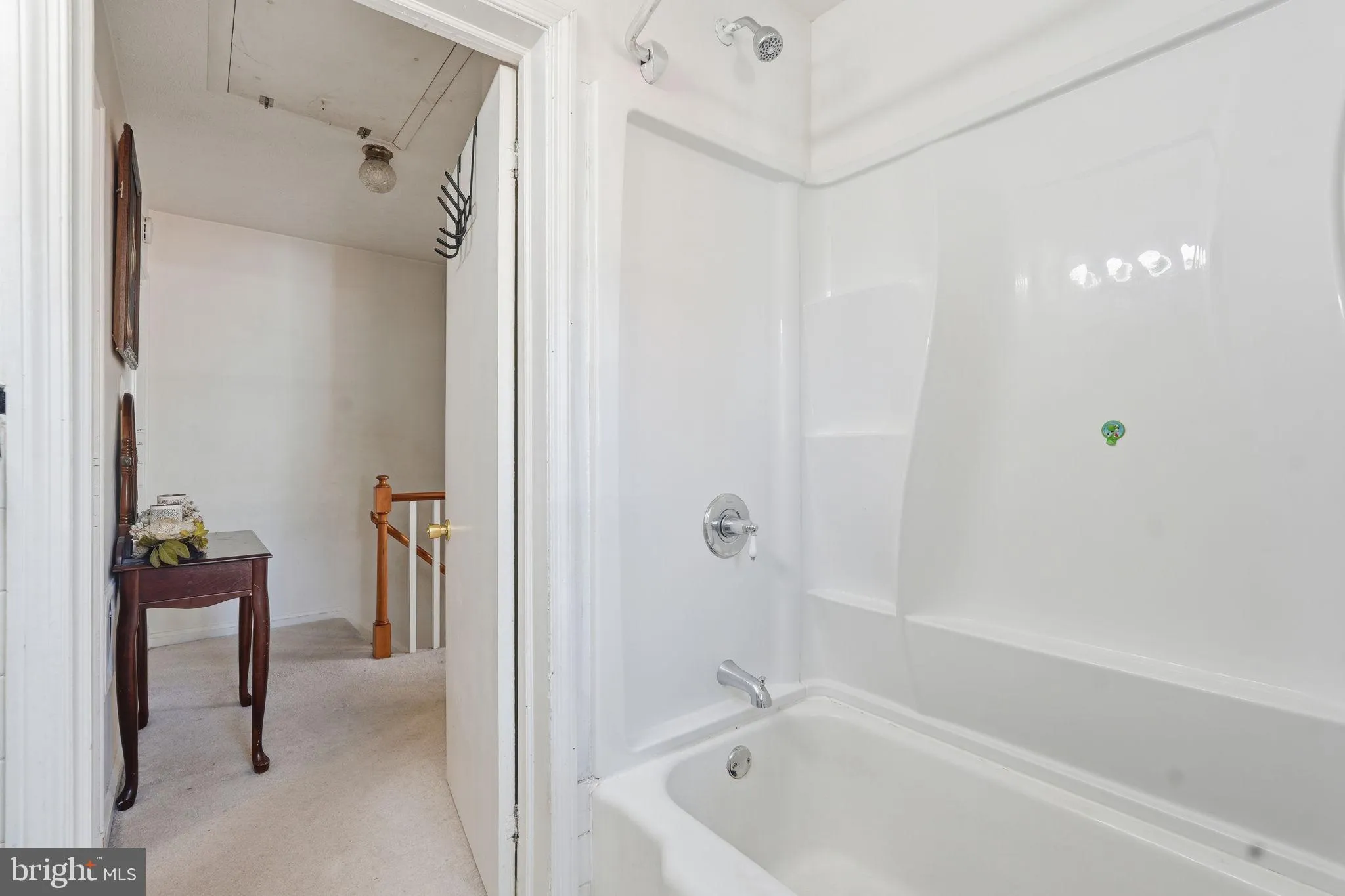 Baltimore, Maryland 21222, United States, 3 Bedrooms Bedrooms, ,2 BathroomsBathrooms,Residential,Active,232001