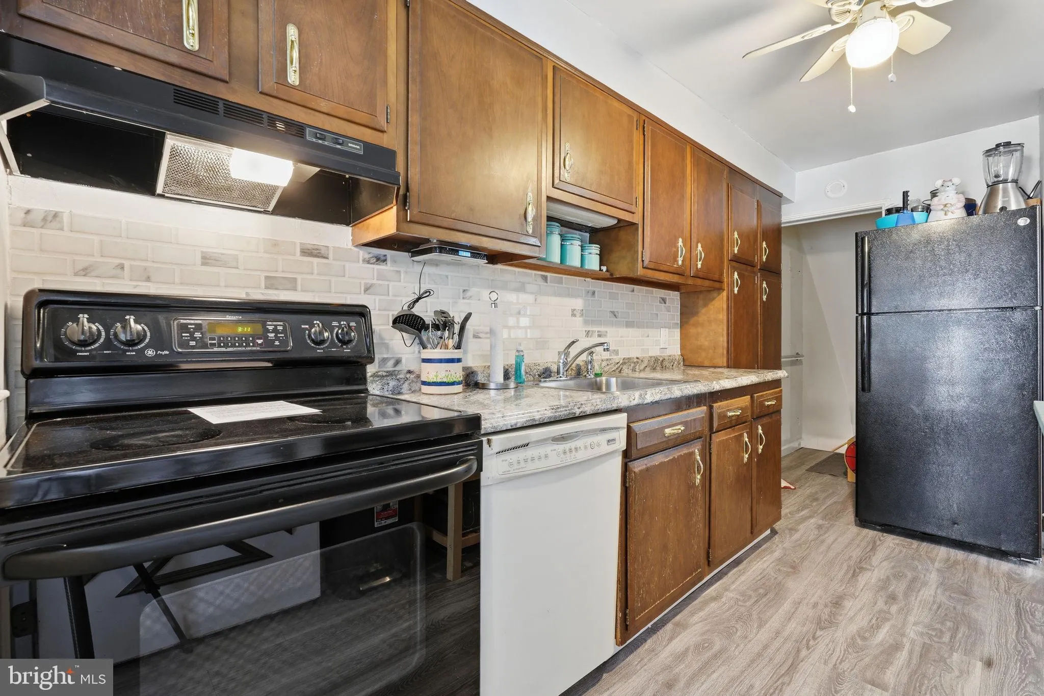 Baltimore, Maryland 21222, United States, 3 Bedrooms Bedrooms, ,2 BathroomsBathrooms,Residential,Active,232001