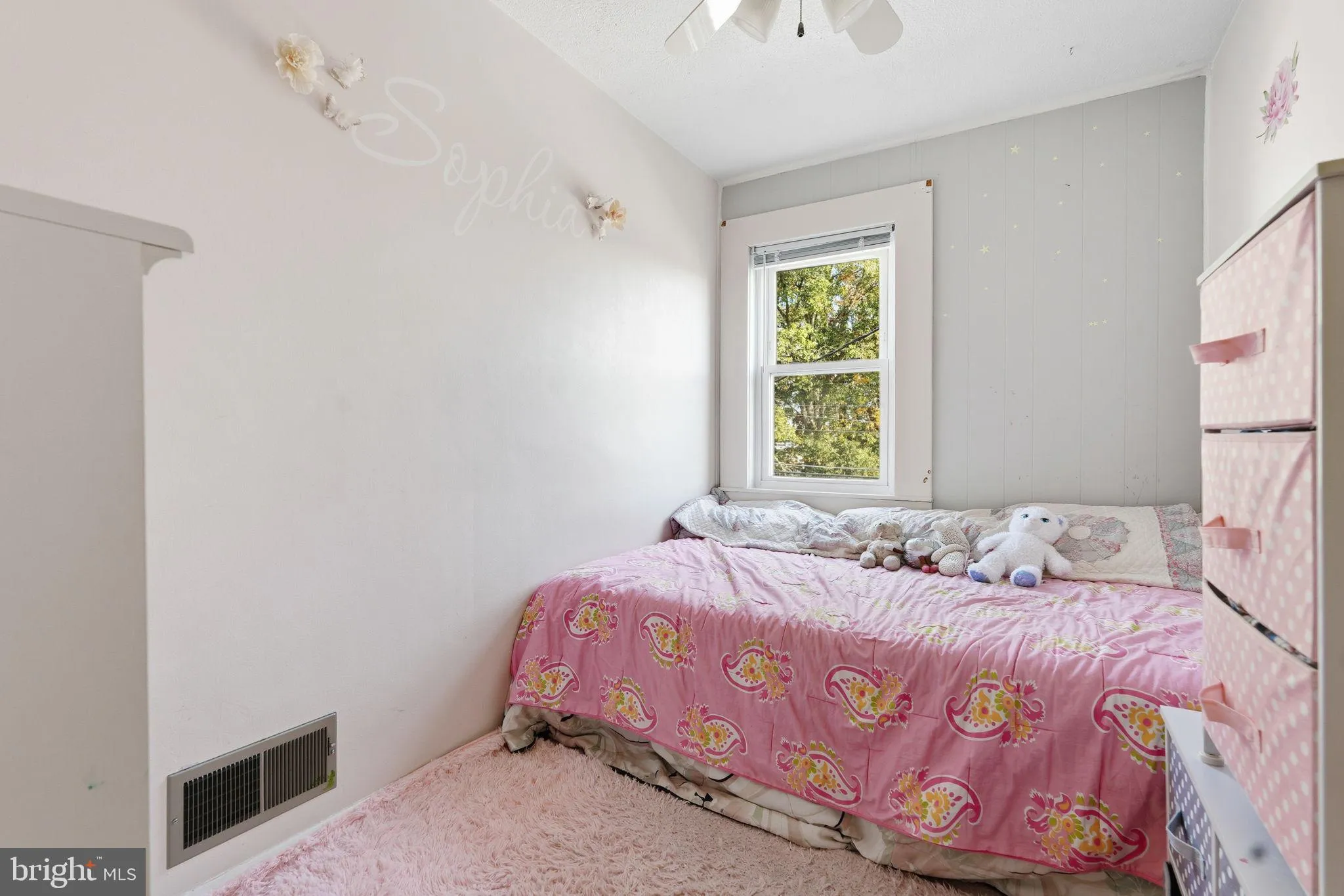 Baltimore, Maryland 21222, United States, 3 Bedrooms Bedrooms, ,2 BathroomsBathrooms,Residential,Active,232001