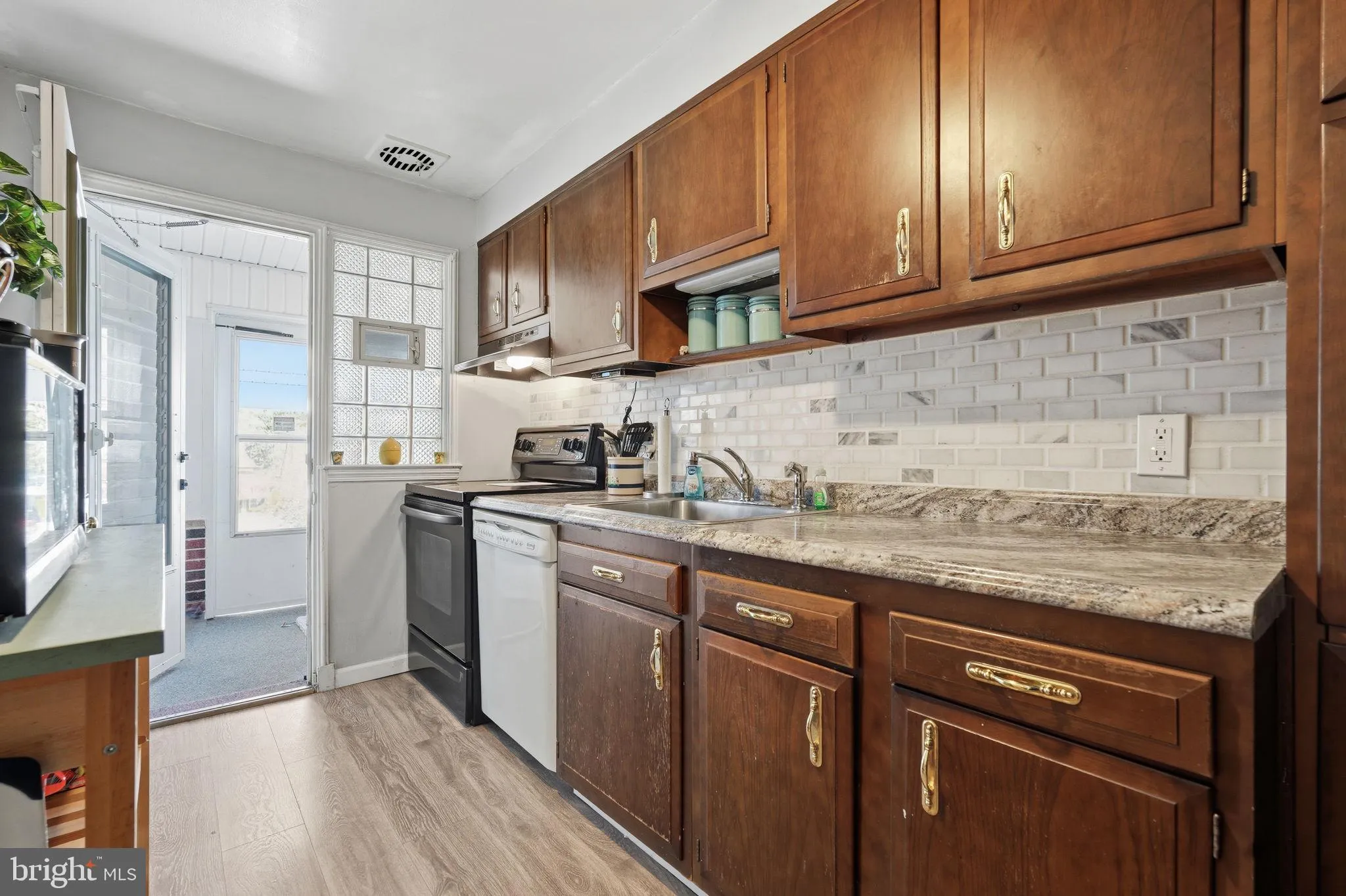 Baltimore, Maryland 21222, United States, 3 Bedrooms Bedrooms, ,2 BathroomsBathrooms,Residential,Active,232001