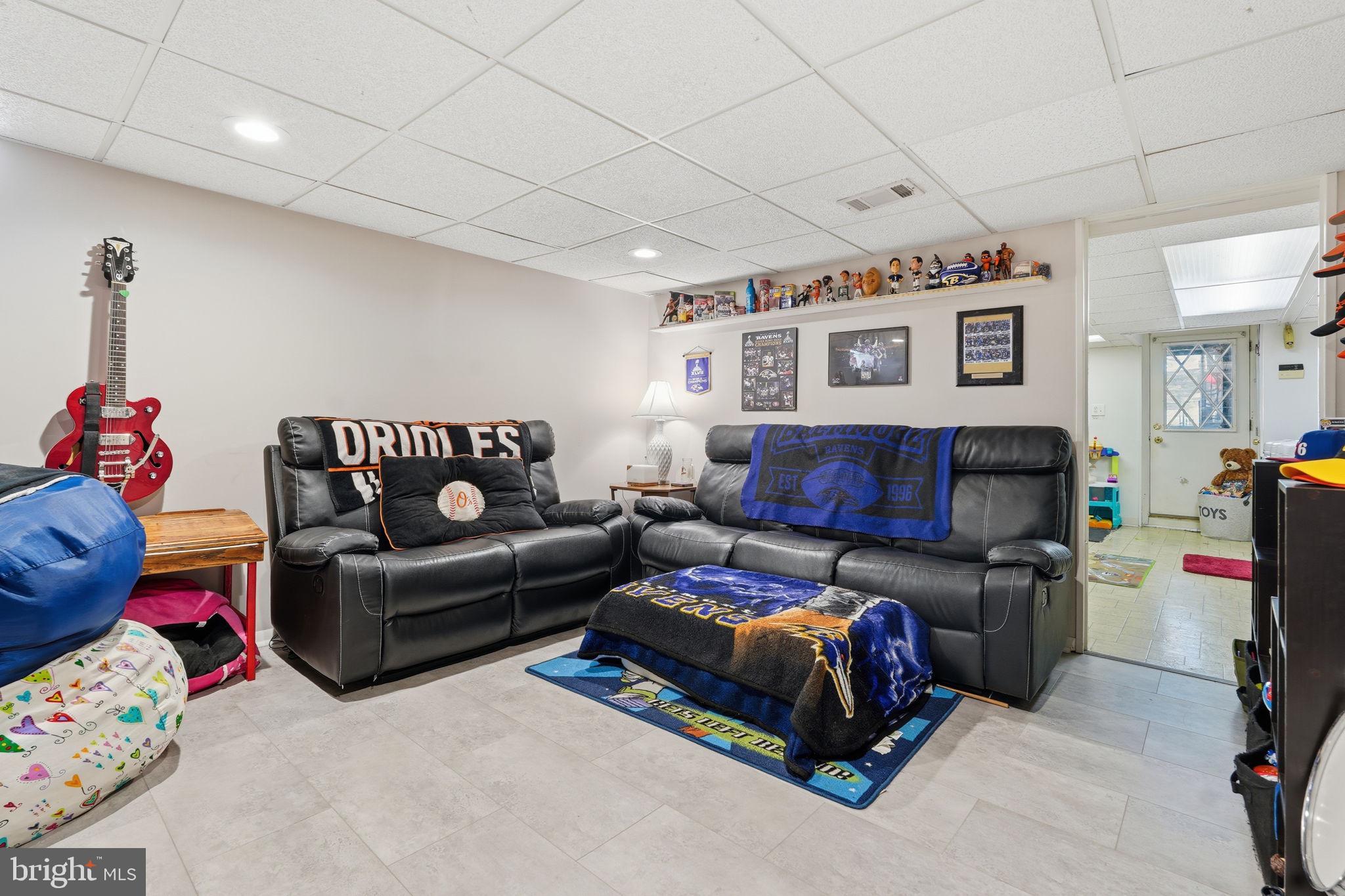 BEVERLY HILLS - Residential