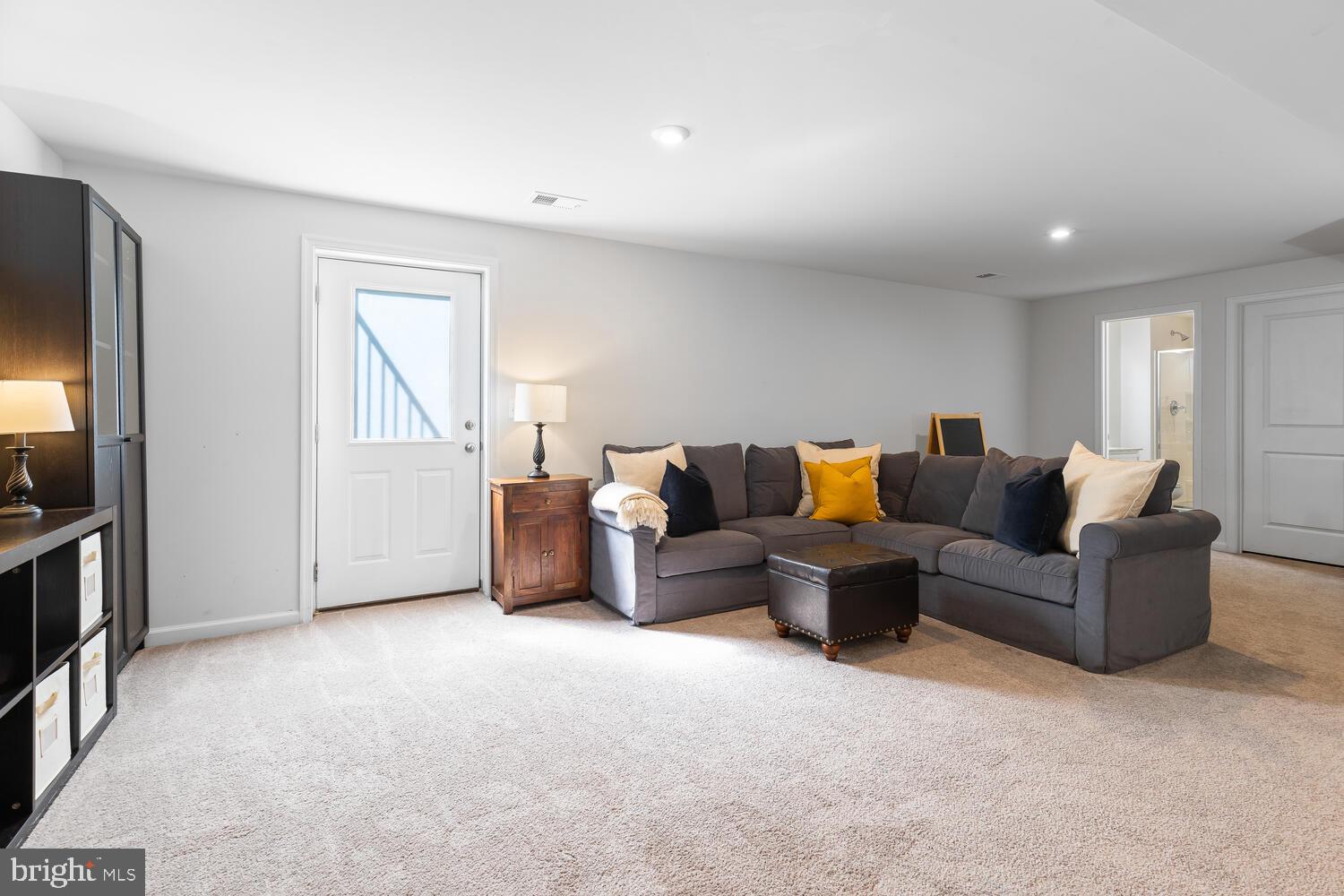 EMBREY MILL - Residential