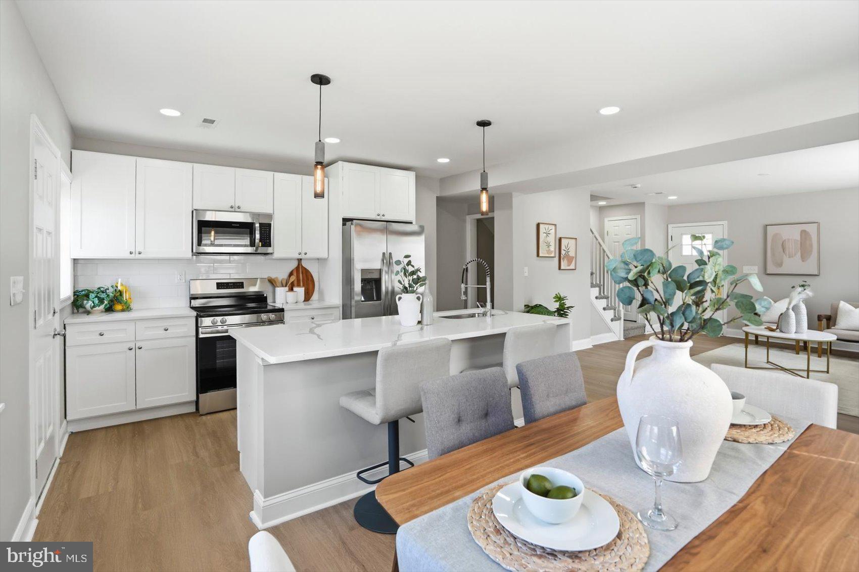 NORTHWOOD - Residential