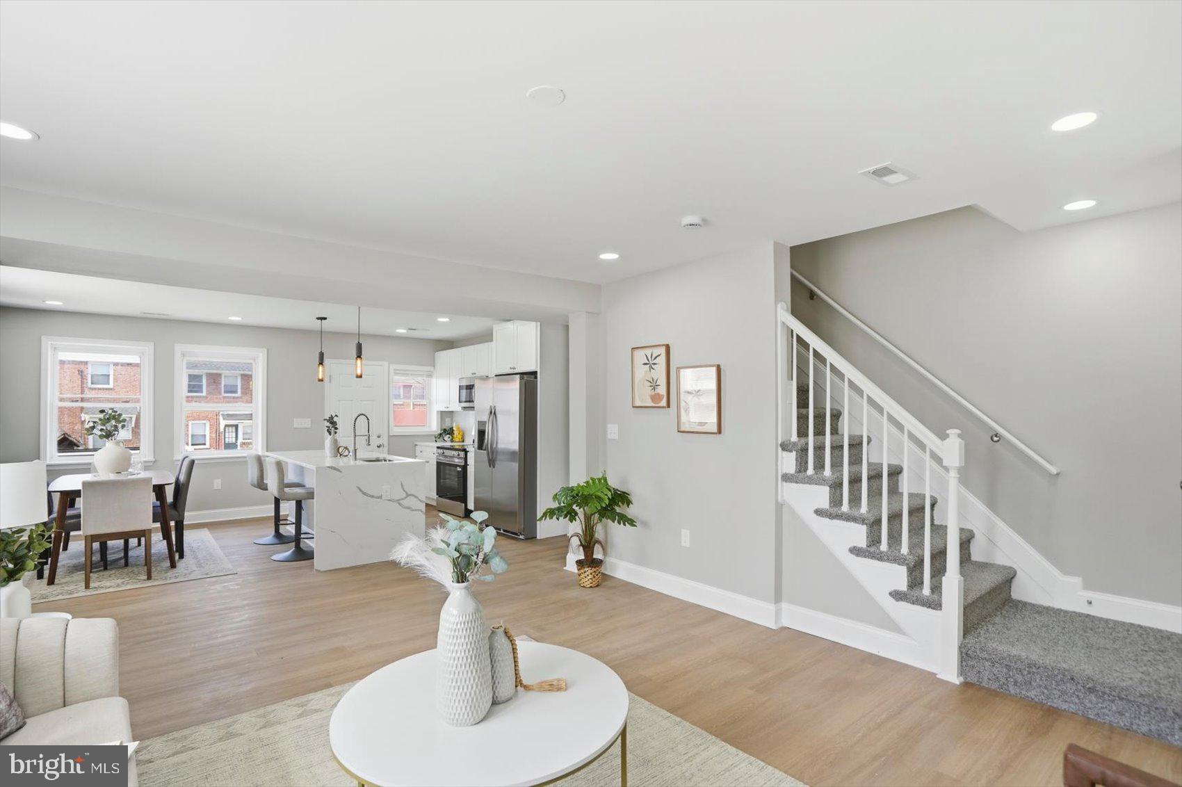 NORTHWOOD - Residential