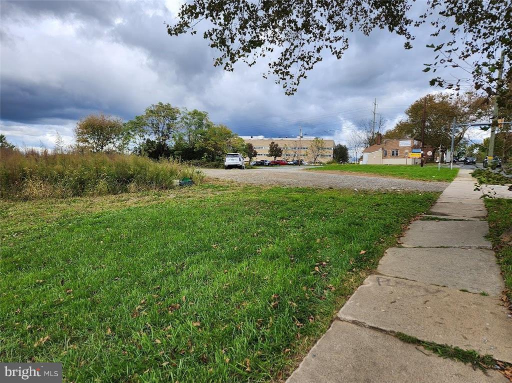 301 UNION BOULEVARD 333