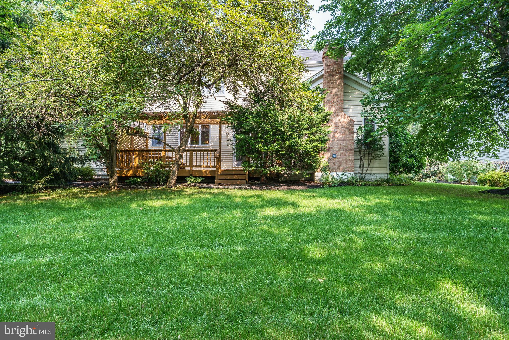 MCKENZIE MEADOWS - Residential