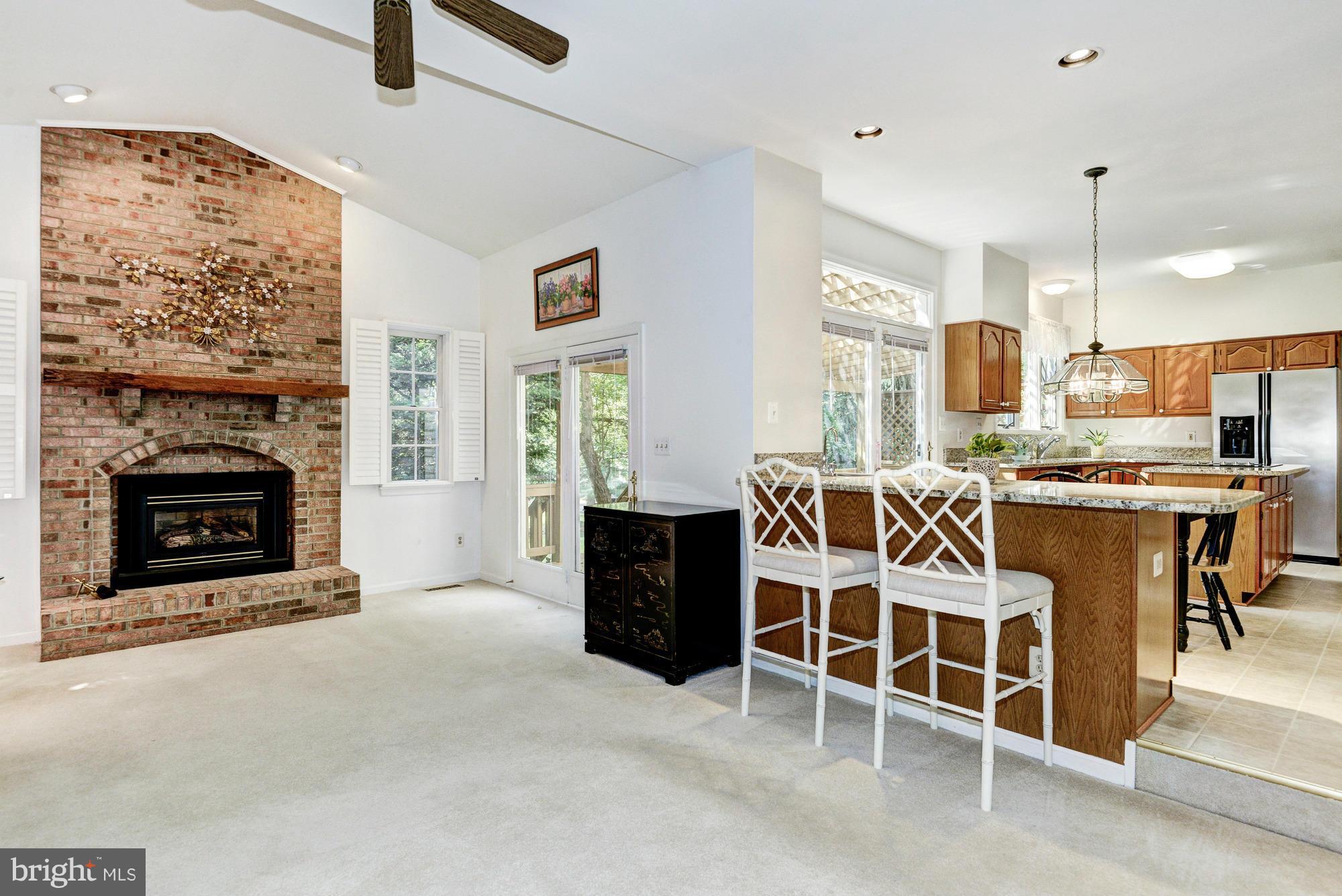 MCKENZIE MEADOWS - Residential