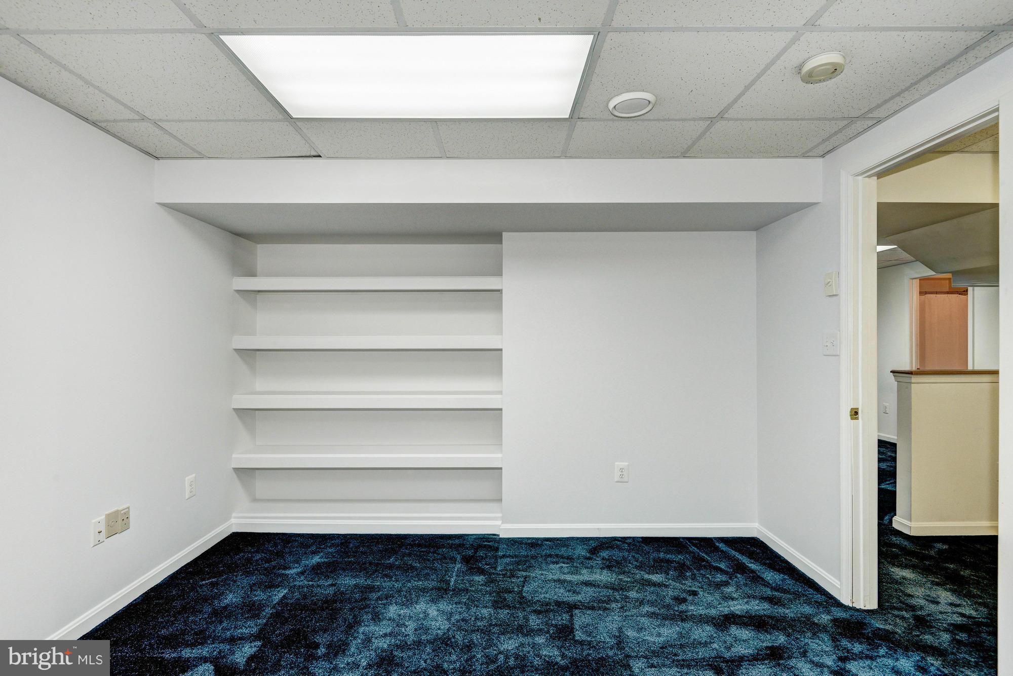 MCKENZIE MEADOWS - Residential