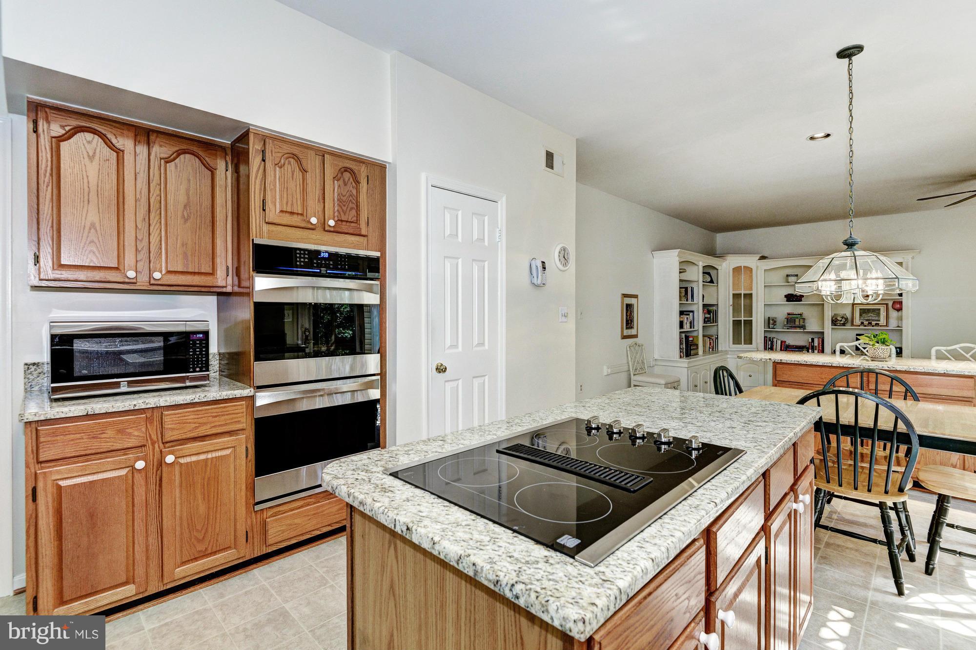 MCKENZIE MEADOWS - Residential