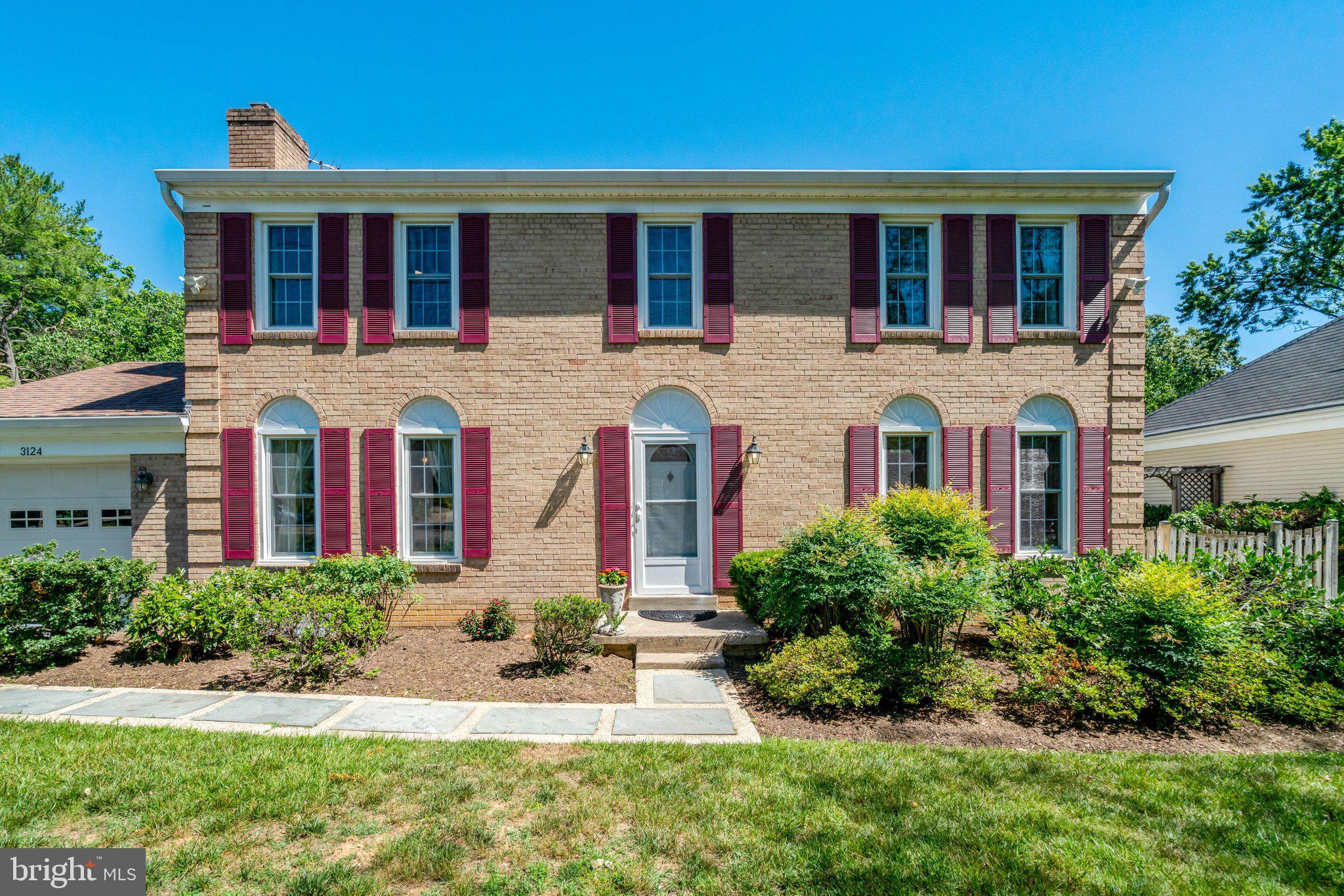 3124 GLEN CARLYN ROAD