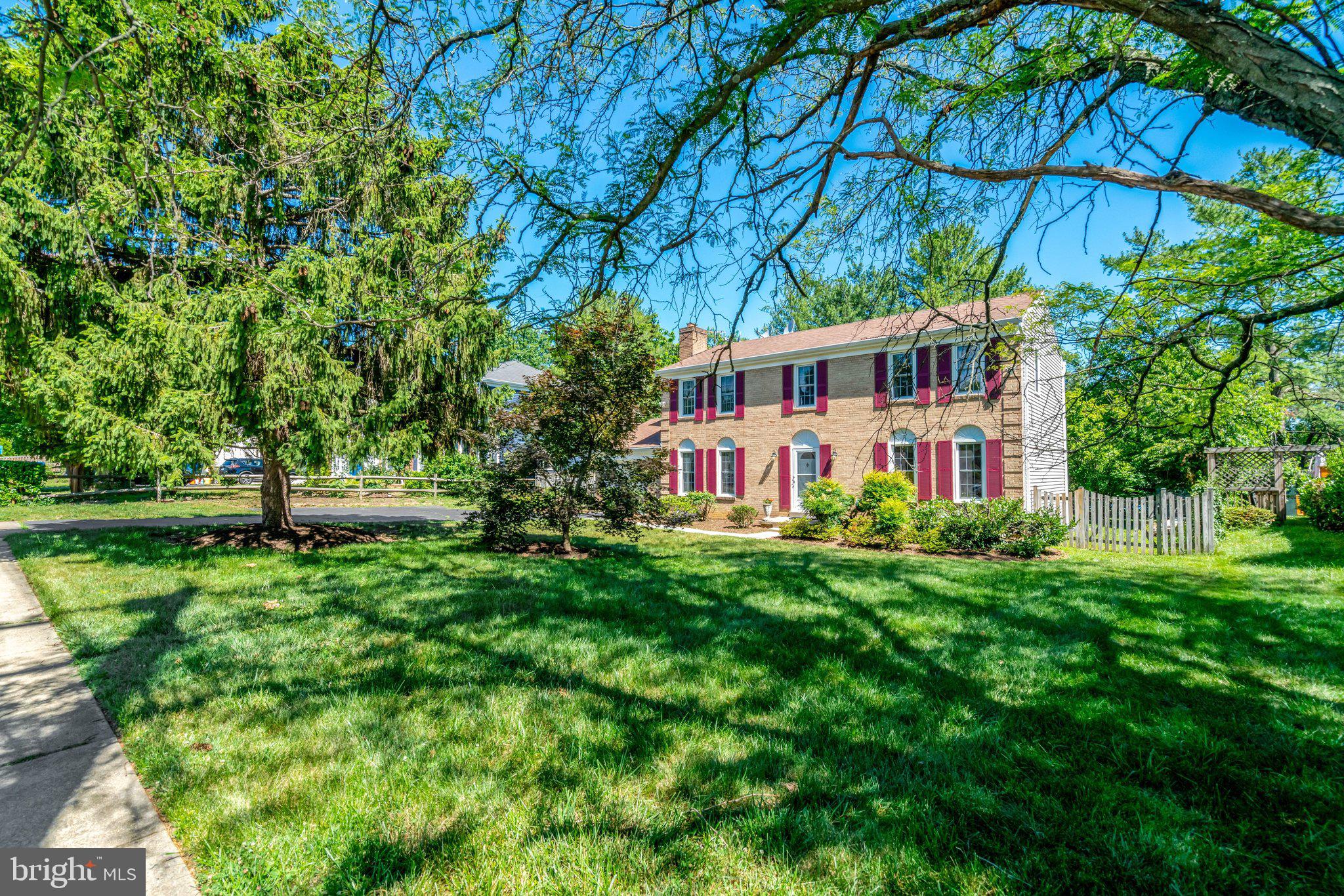 3124 GLEN CARLYN ROAD