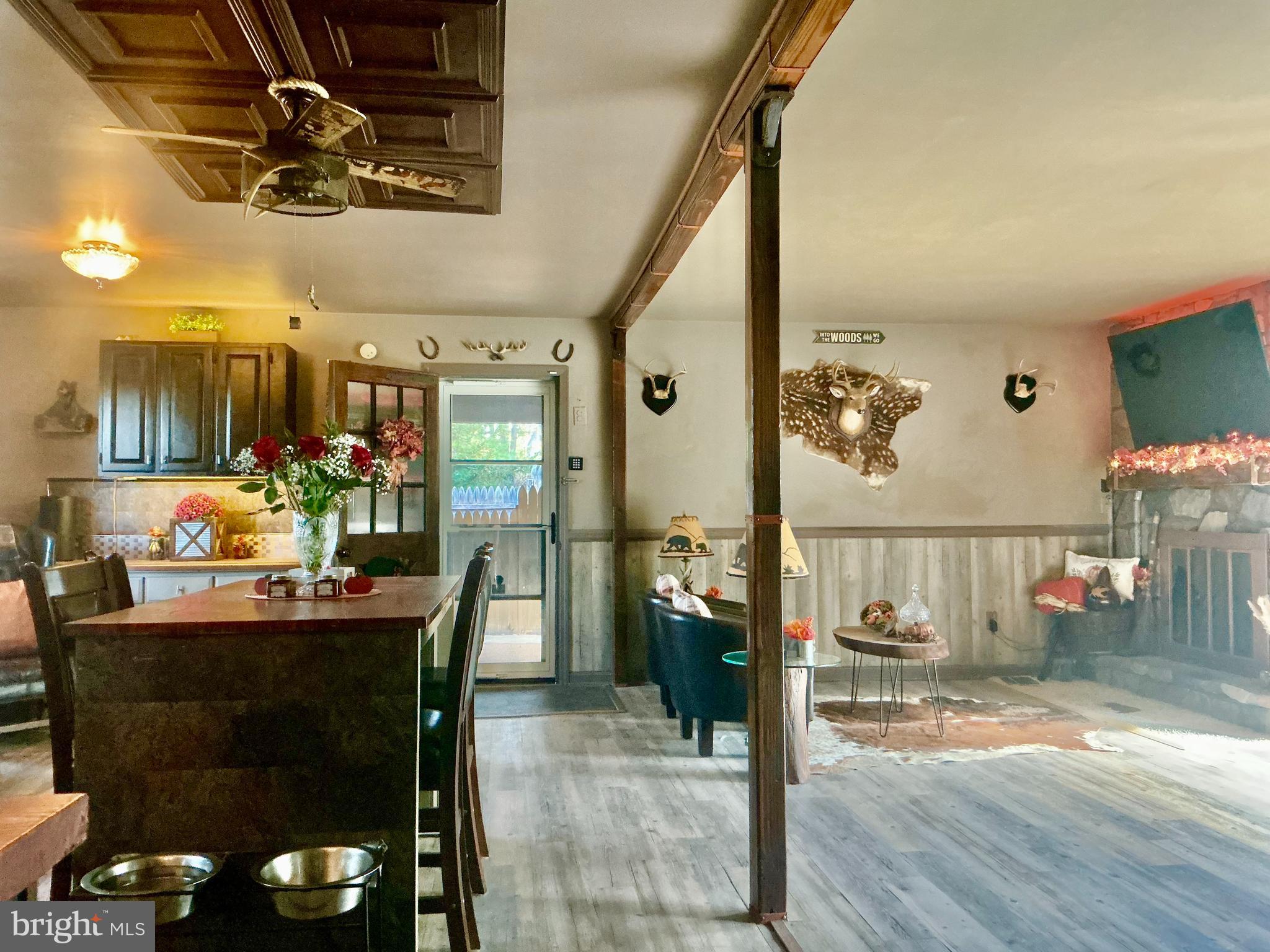 GREENE KNOLLS - Residential