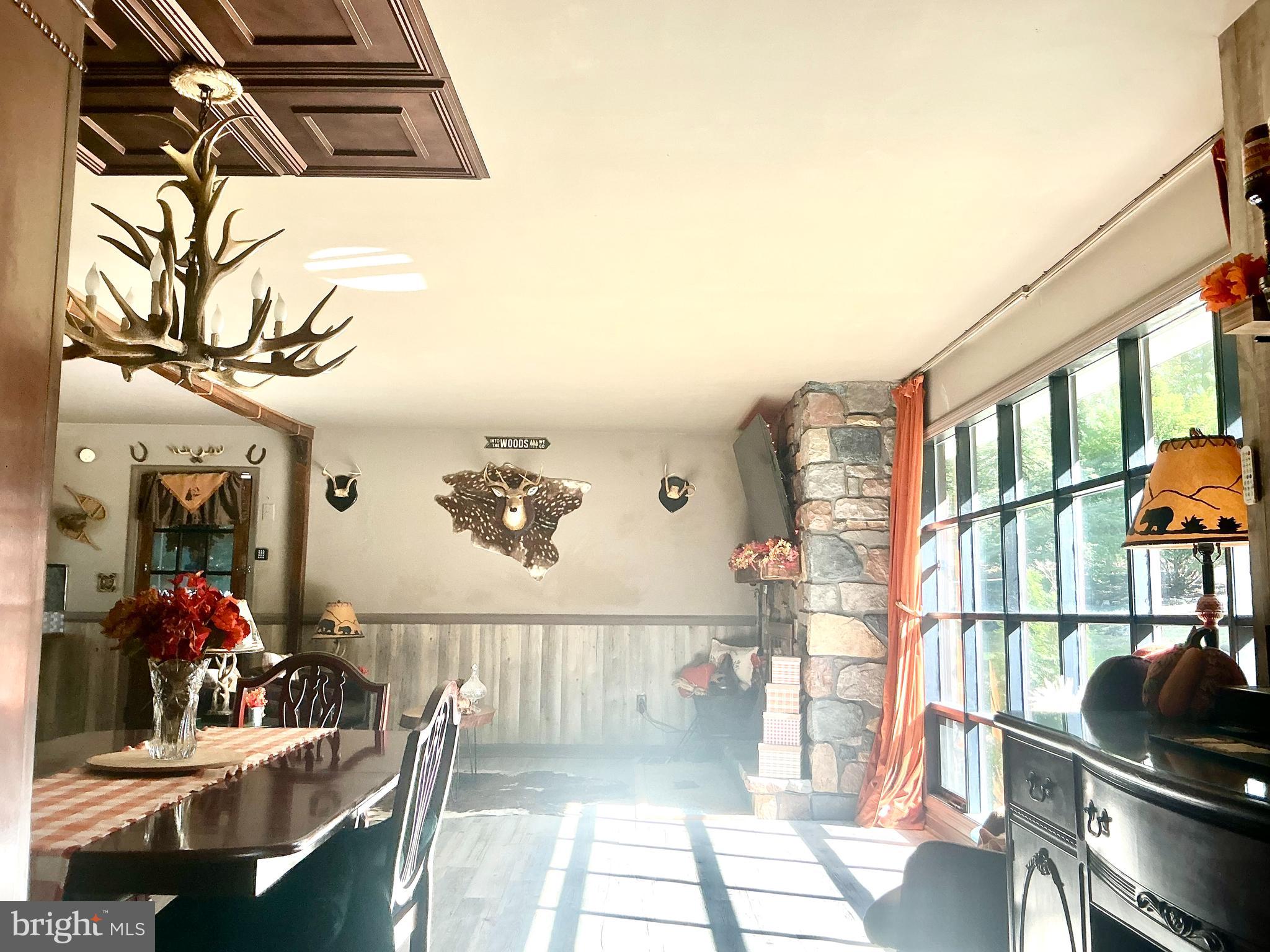 GREENE KNOLLS - Residential