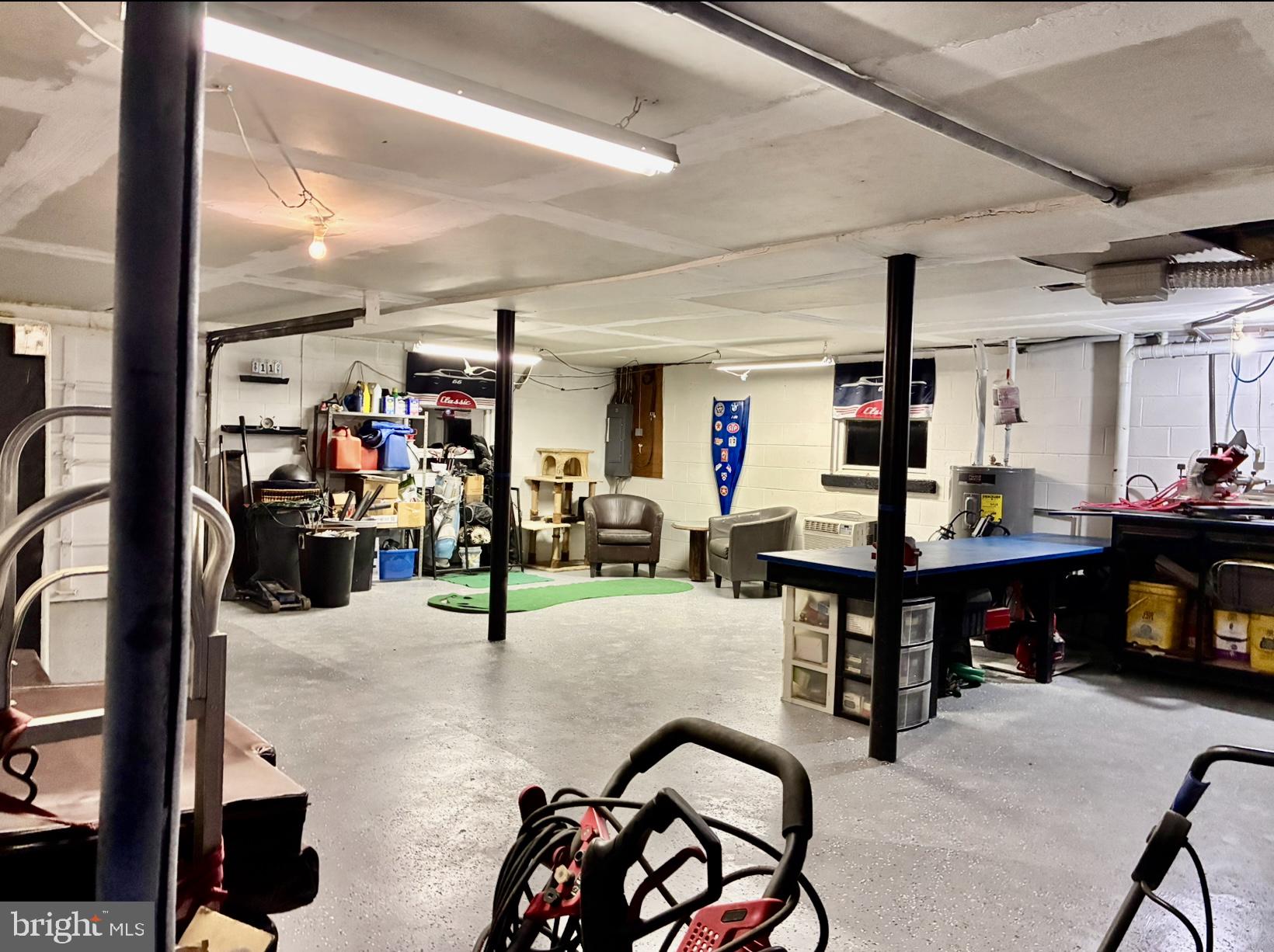 GREENE KNOLLS - Residential