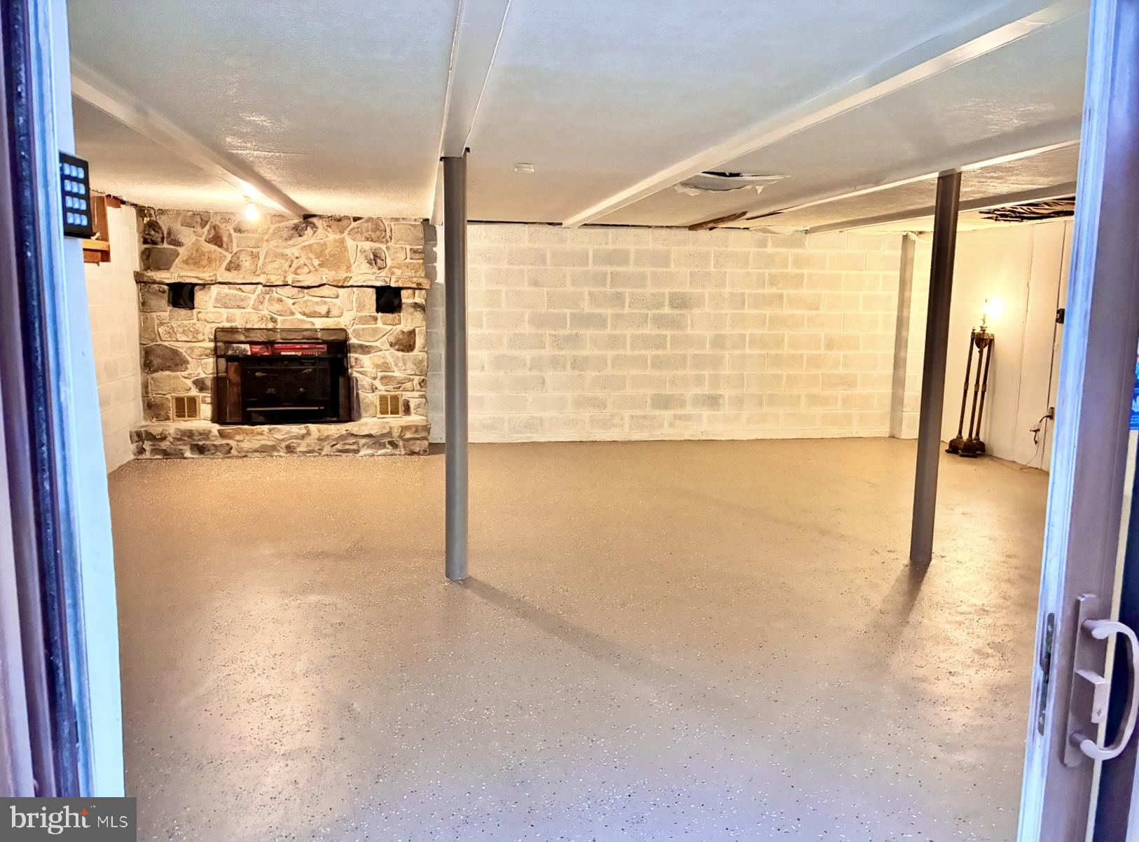 GREENE KNOLLS - Residential