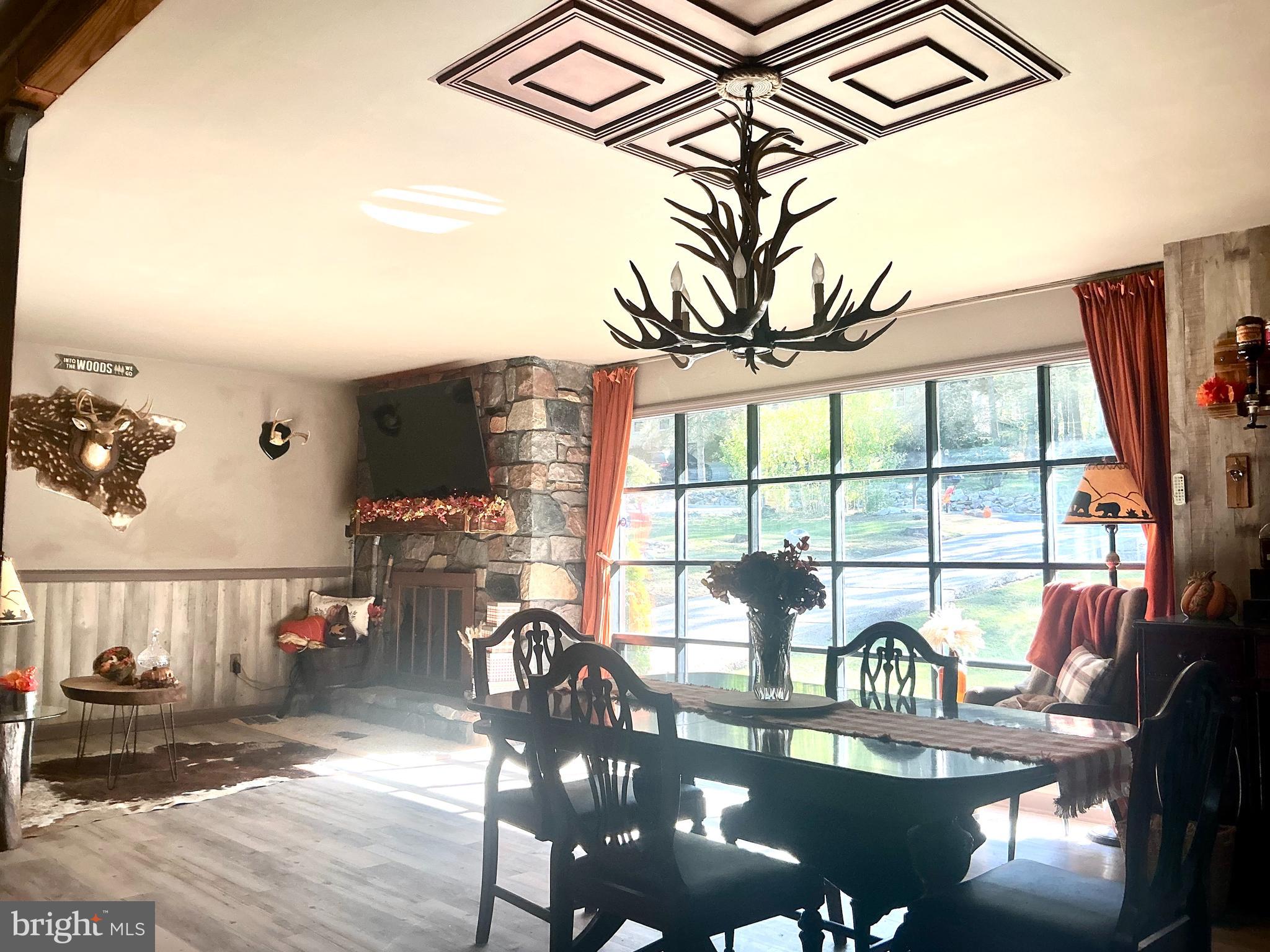 GREENE KNOLLS - Residential