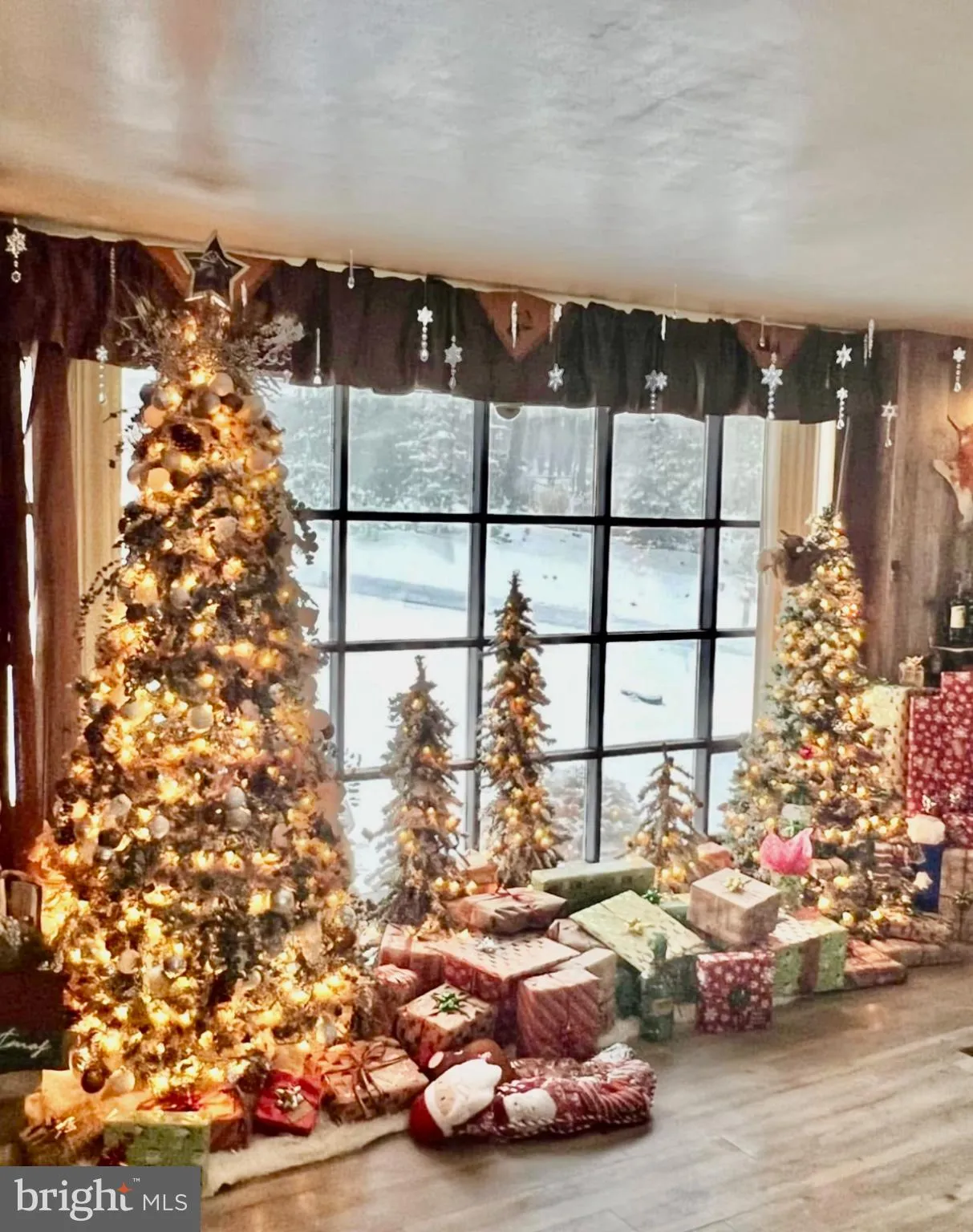 Fayetteville, Pennsylvania 17222, United States, 3 Bedrooms Bedrooms, ,2 BathroomsBathrooms,Residential,Active,215952