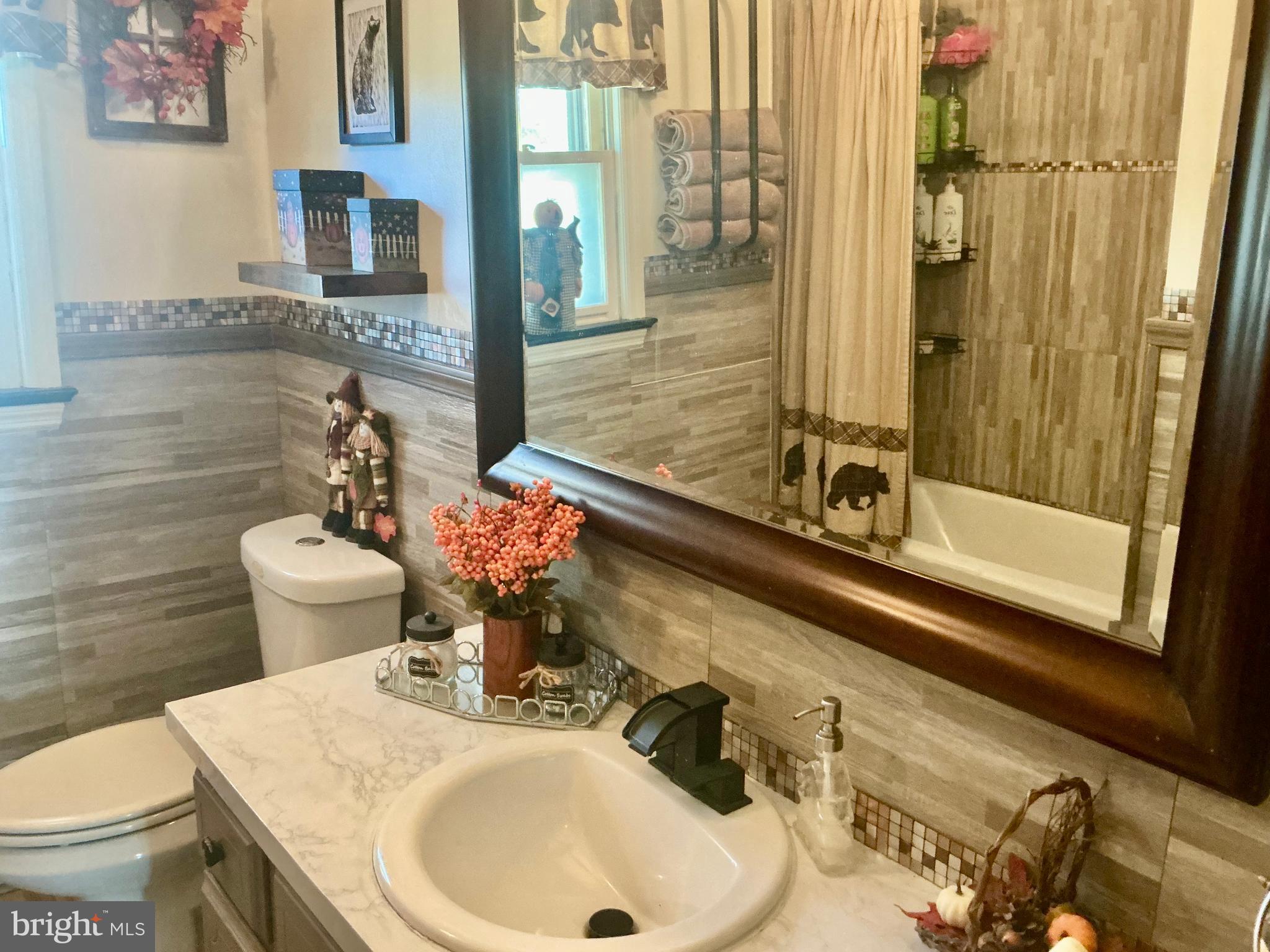 GREENE KNOLLS - Residential