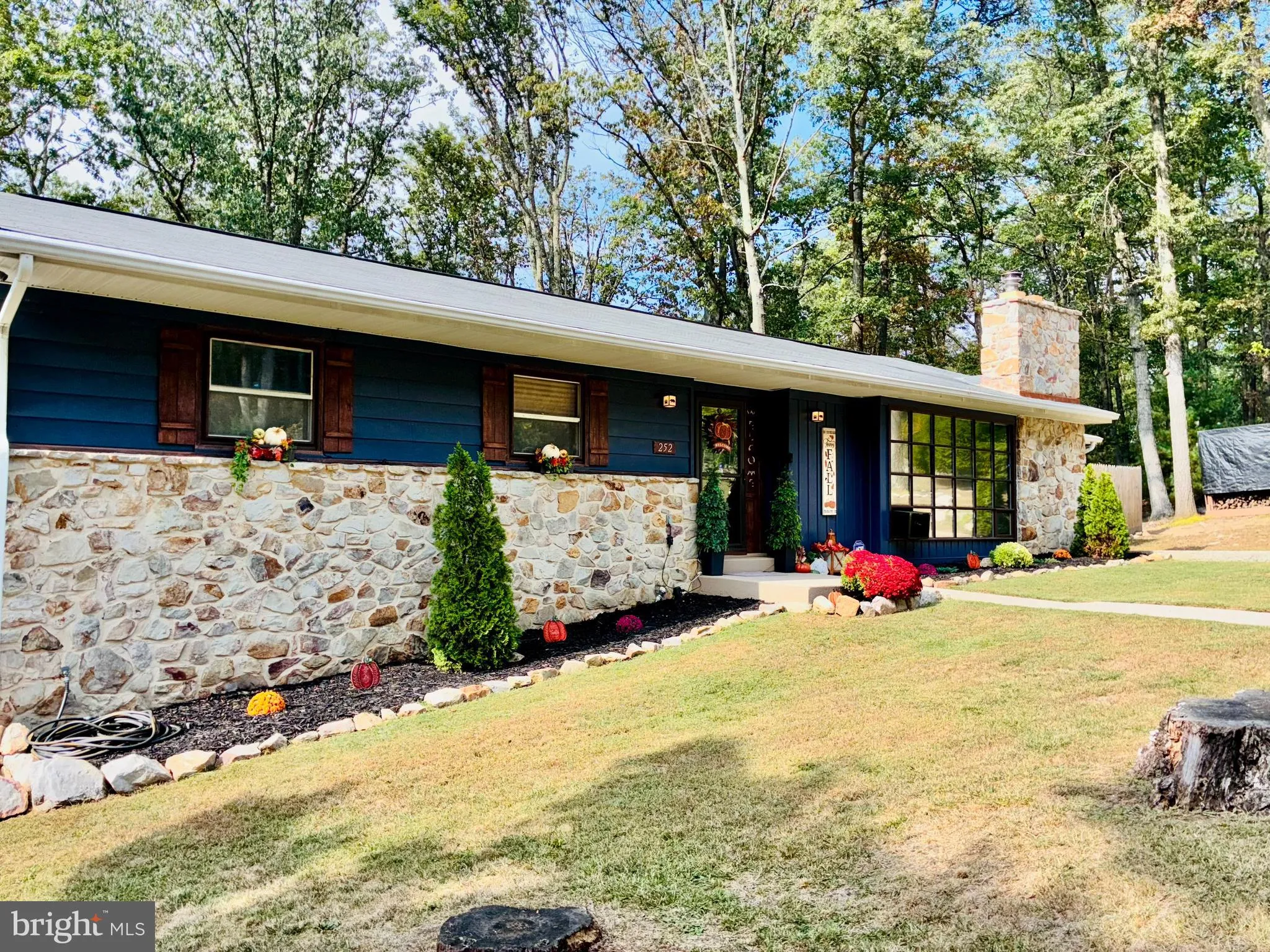 Fayetteville, Pennsylvania 17222, United States, 3 Bedrooms Bedrooms, ,2 BathroomsBathrooms,Residential,Active,215952