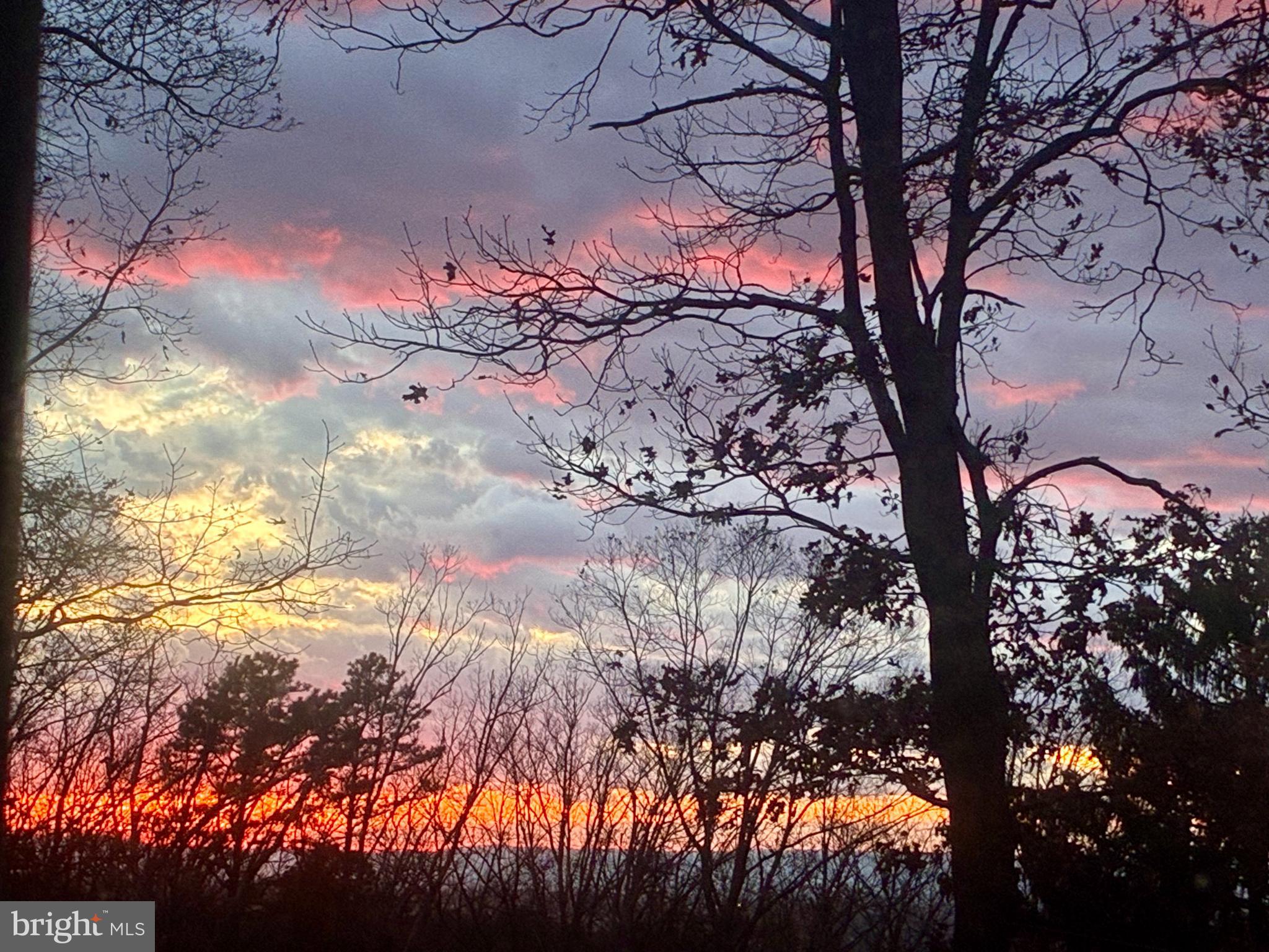 GREENE KNOLLS - Residential