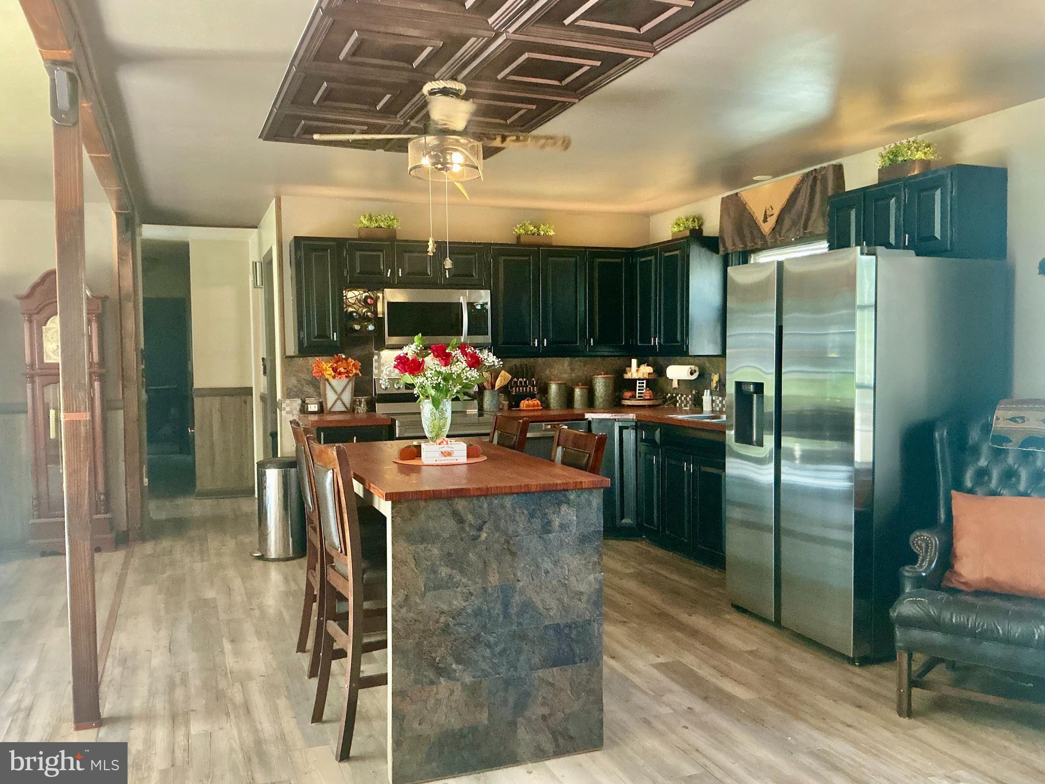 GREENE KNOLLS - Residential