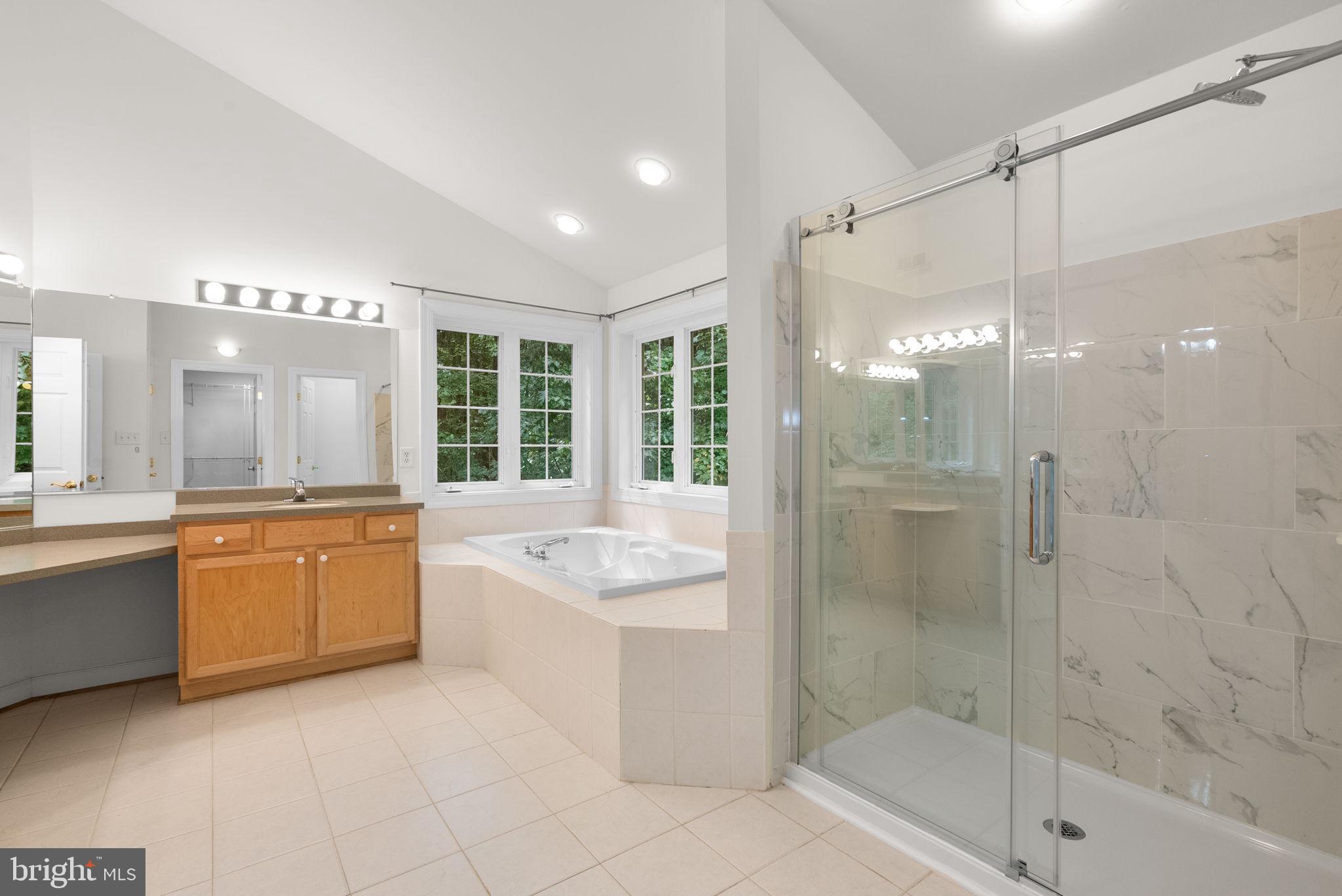 RUNNING CEDAR - Residential