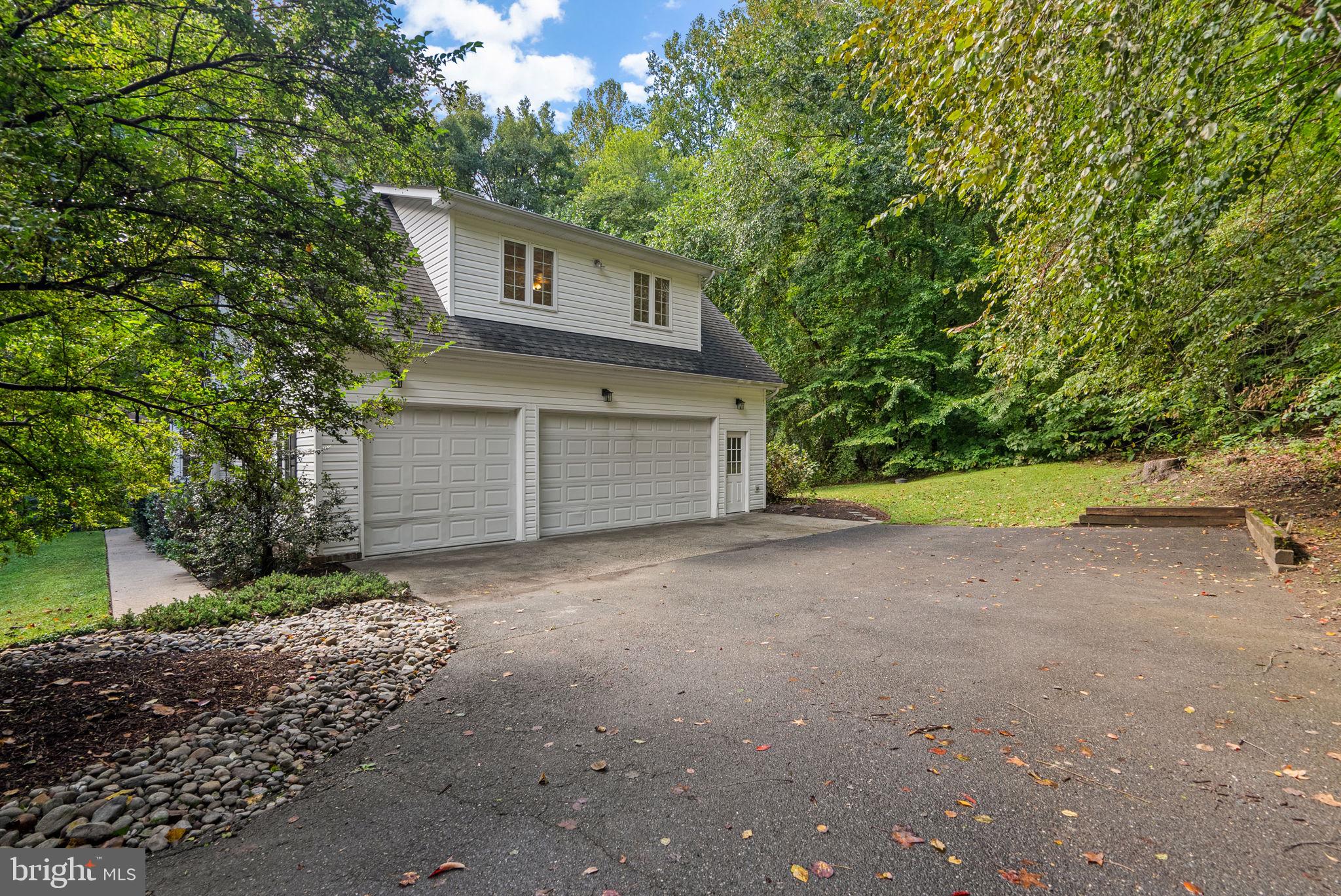 RUNNING CEDAR - Residential