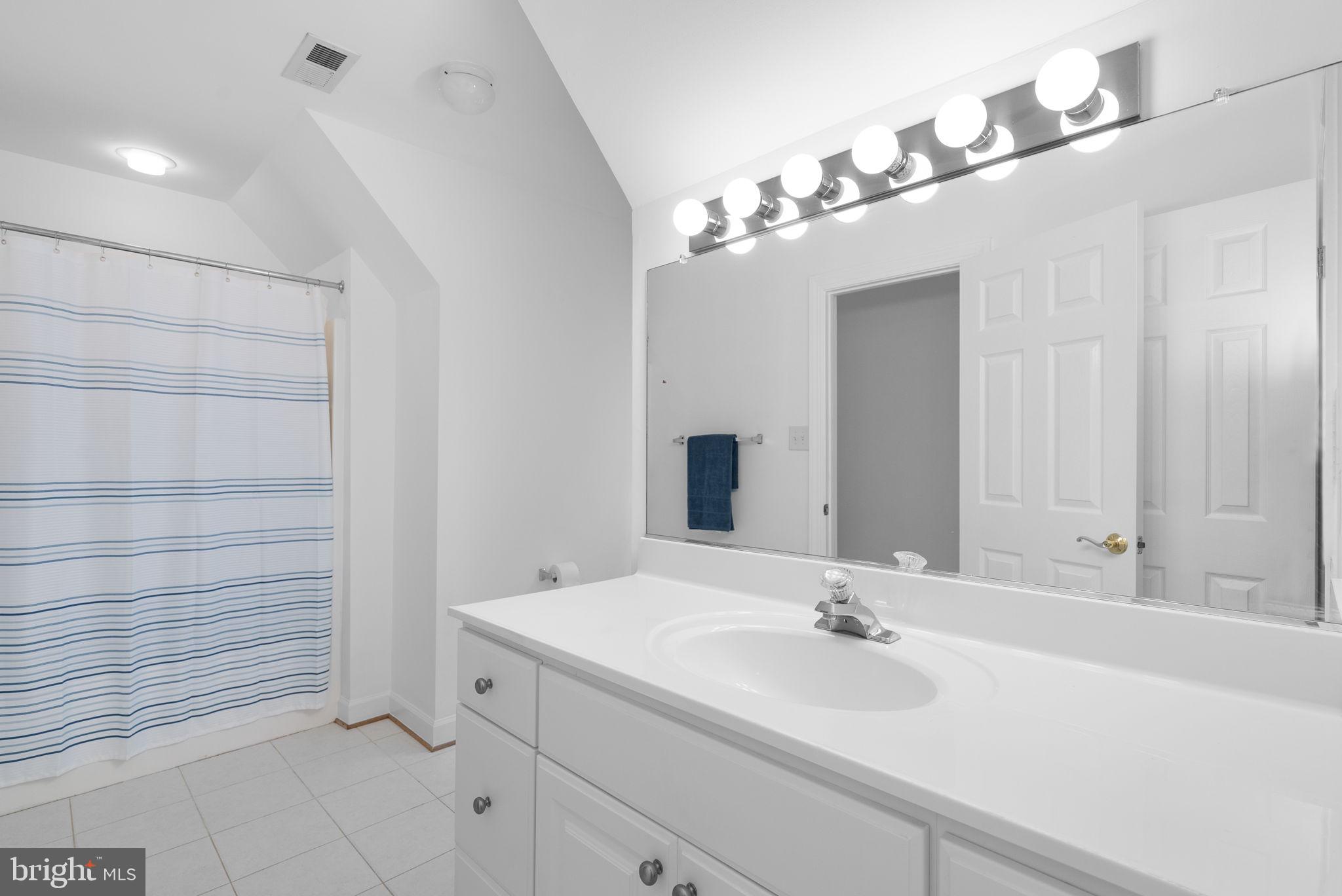 RUNNING CEDAR - Residential