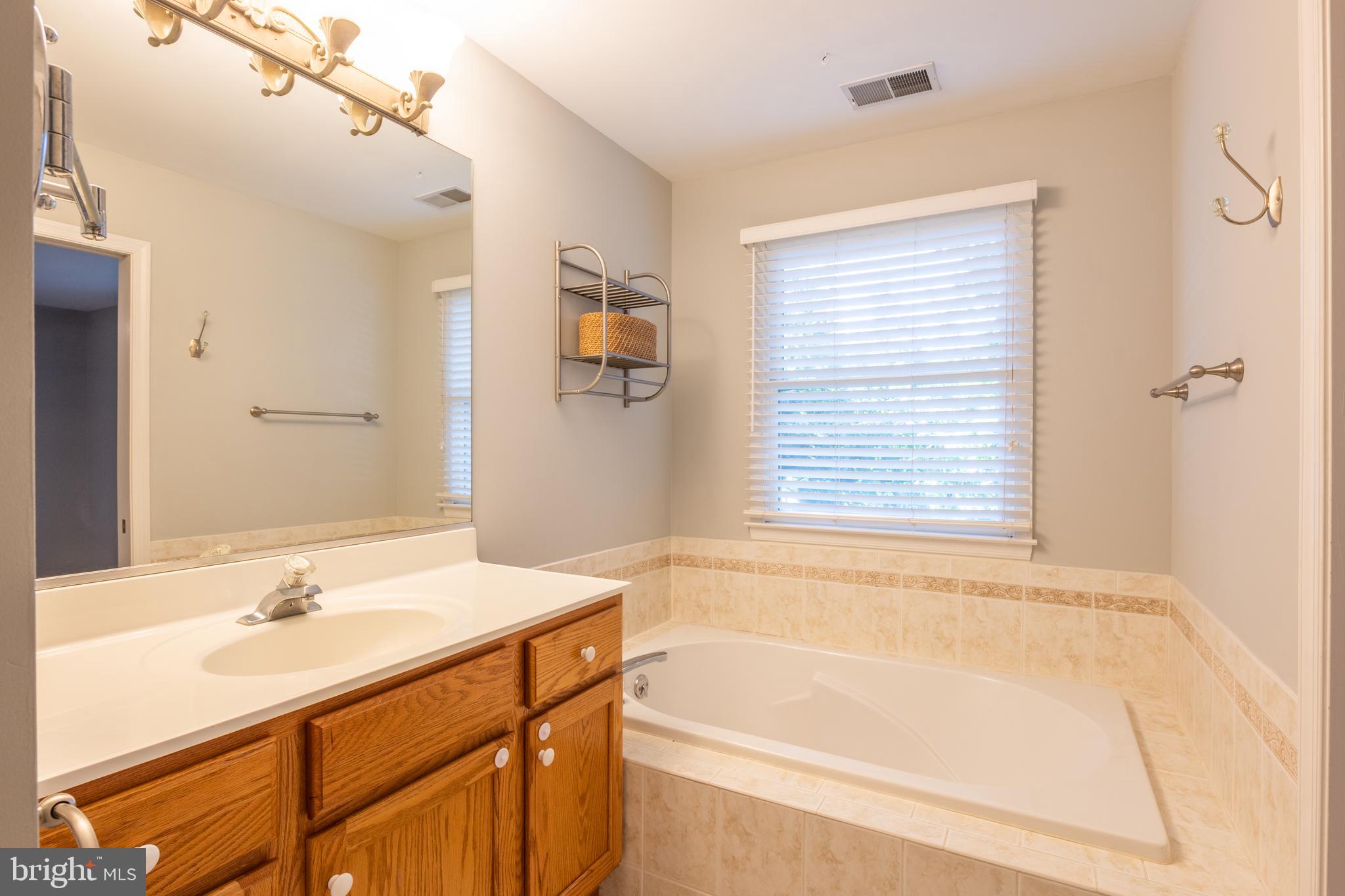 LOCH HAVEN - Residential