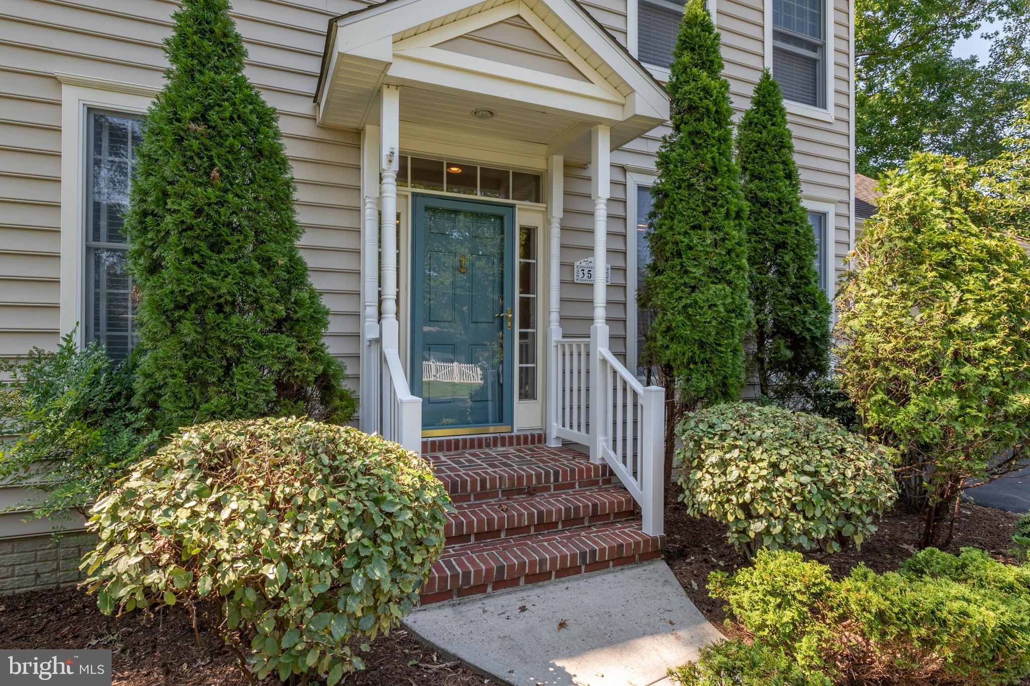 LOCH HAVEN - Residential