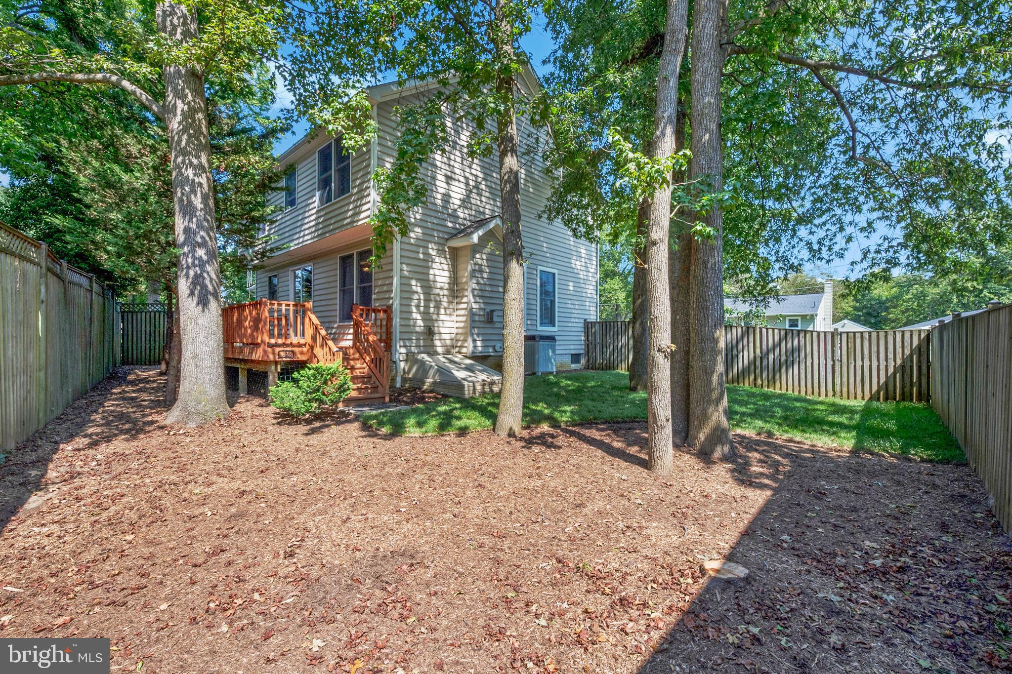 LOCH HAVEN - Residential