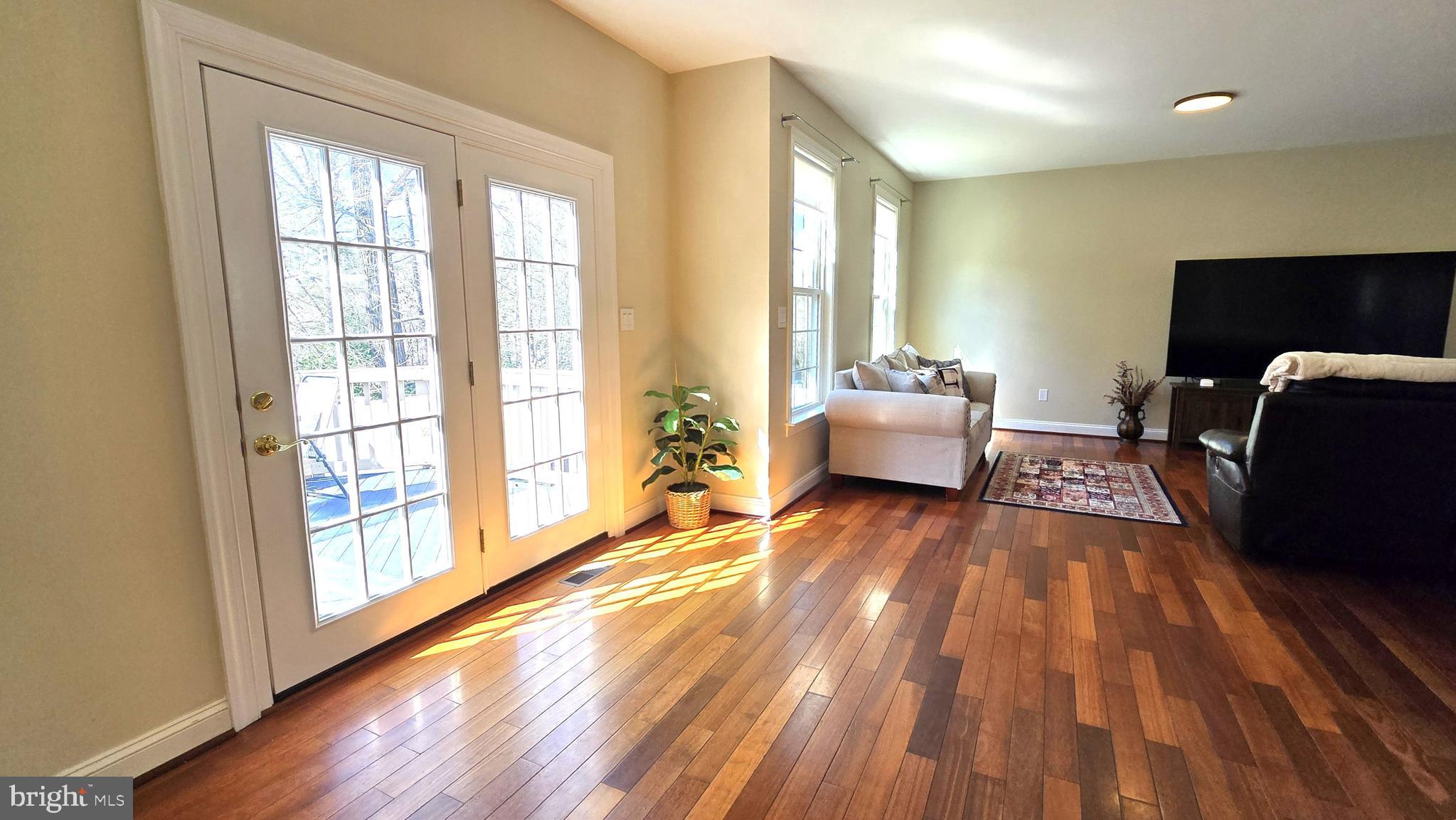 ACADEMY HILLS - Residential