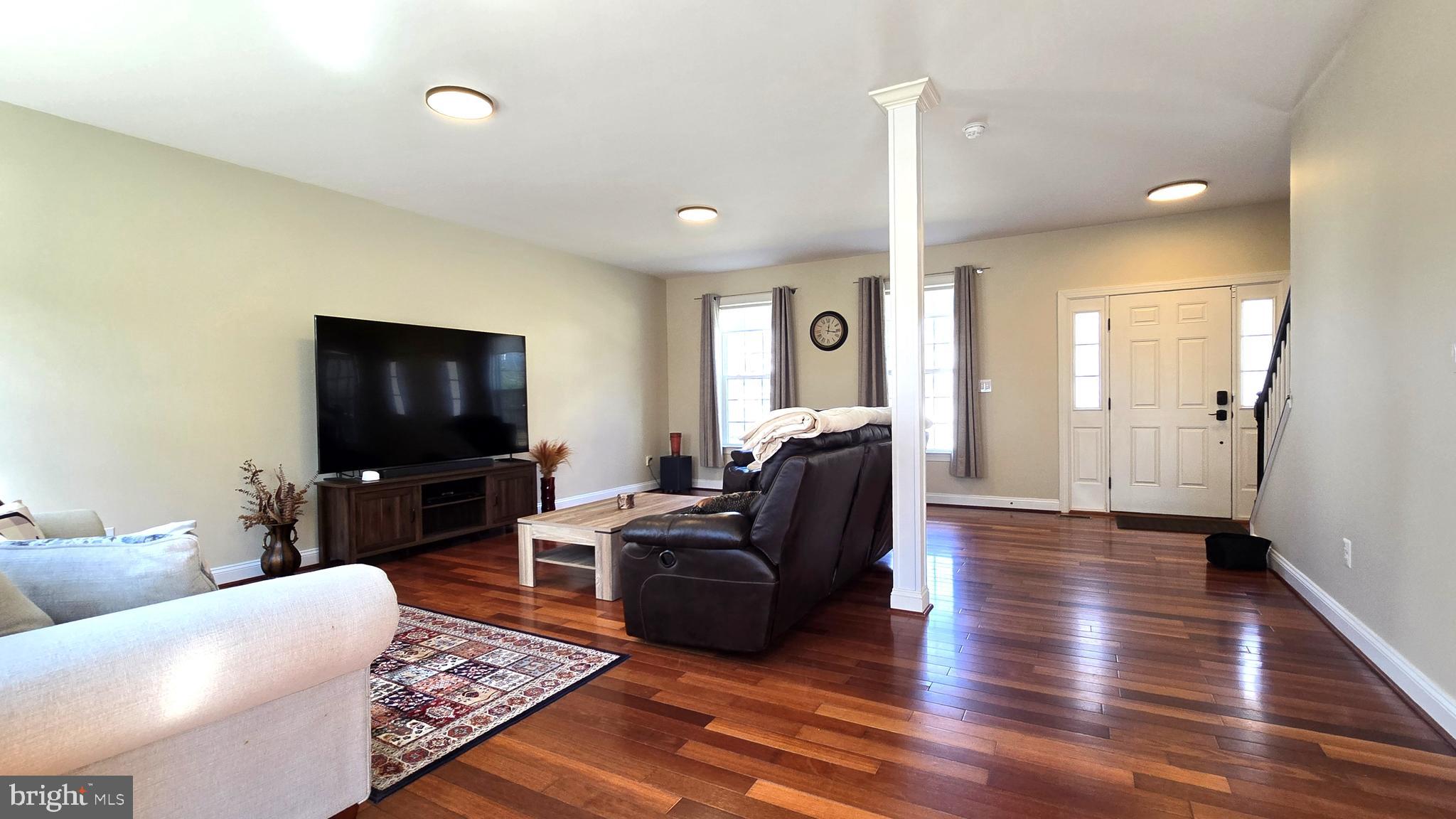 ACADEMY HILLS - Residential