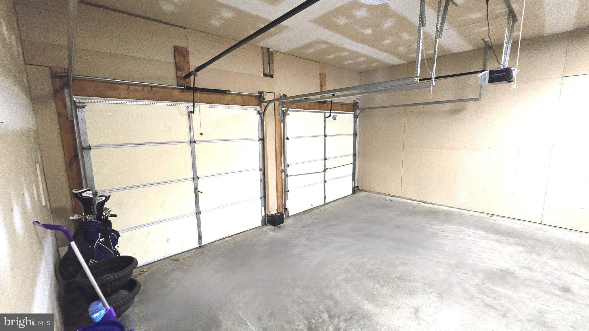 ACADEMY HILLS - Residential