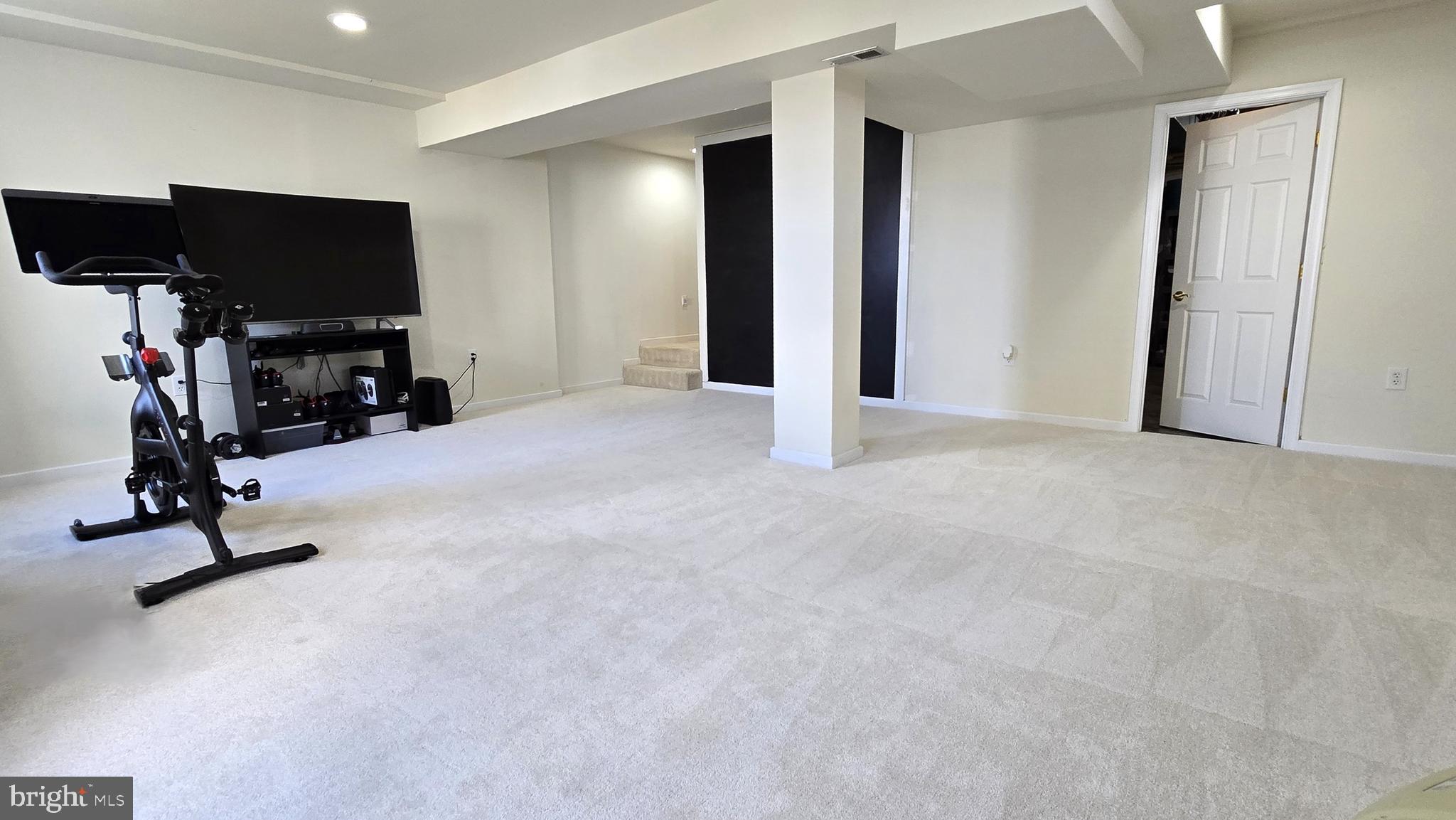 ACADEMY HILLS - Residential