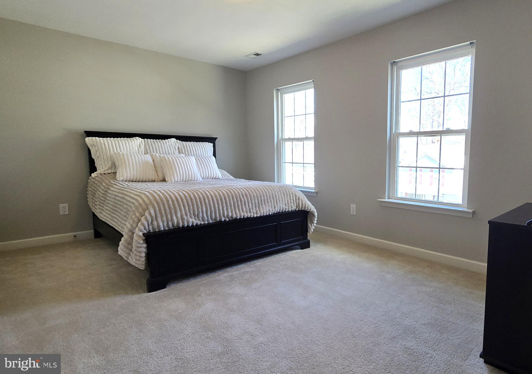 ACADEMY HILLS - Residential