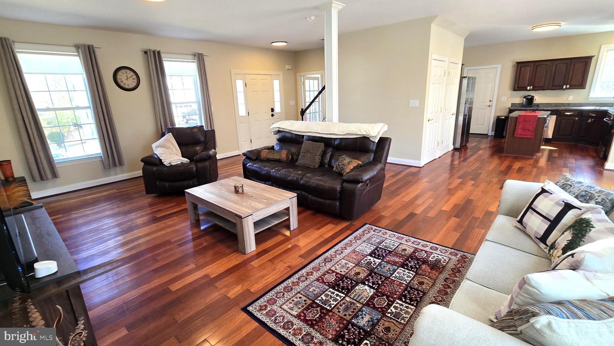 ACADEMY HILLS - Residential