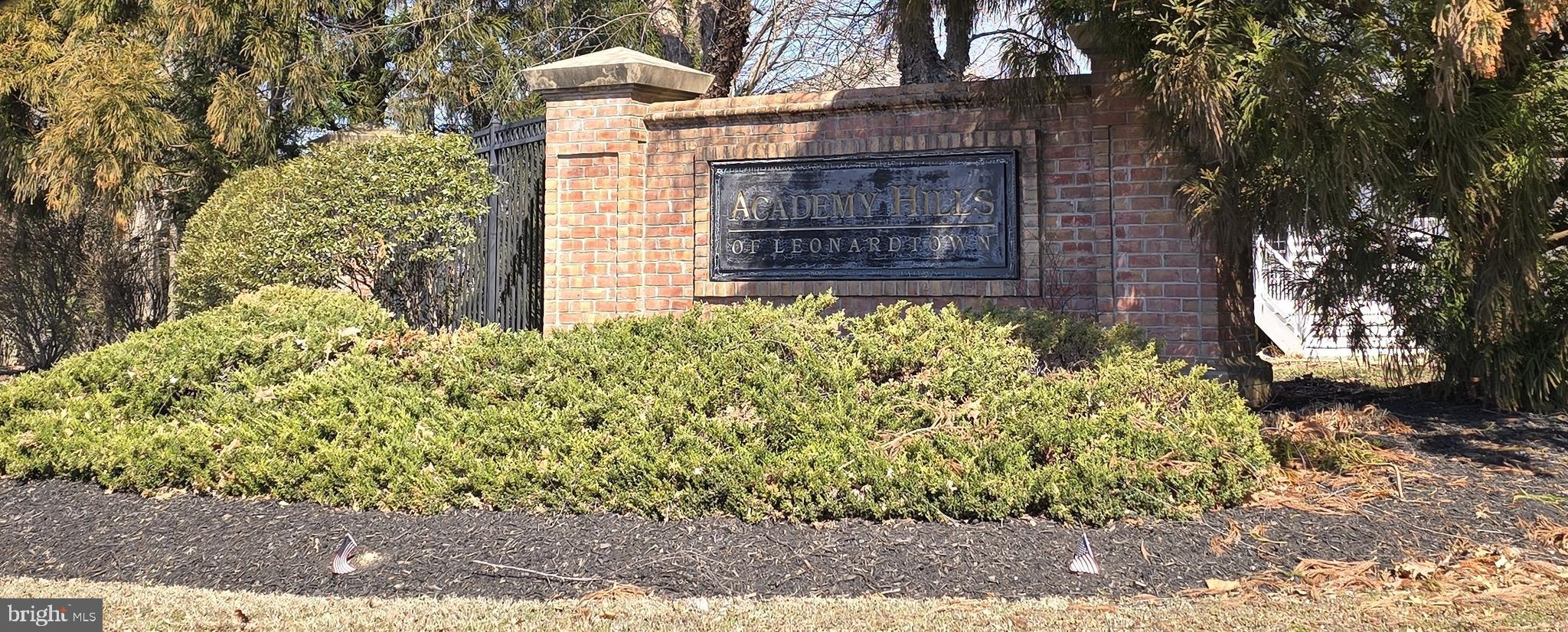 ACADEMY HILLS - Residential