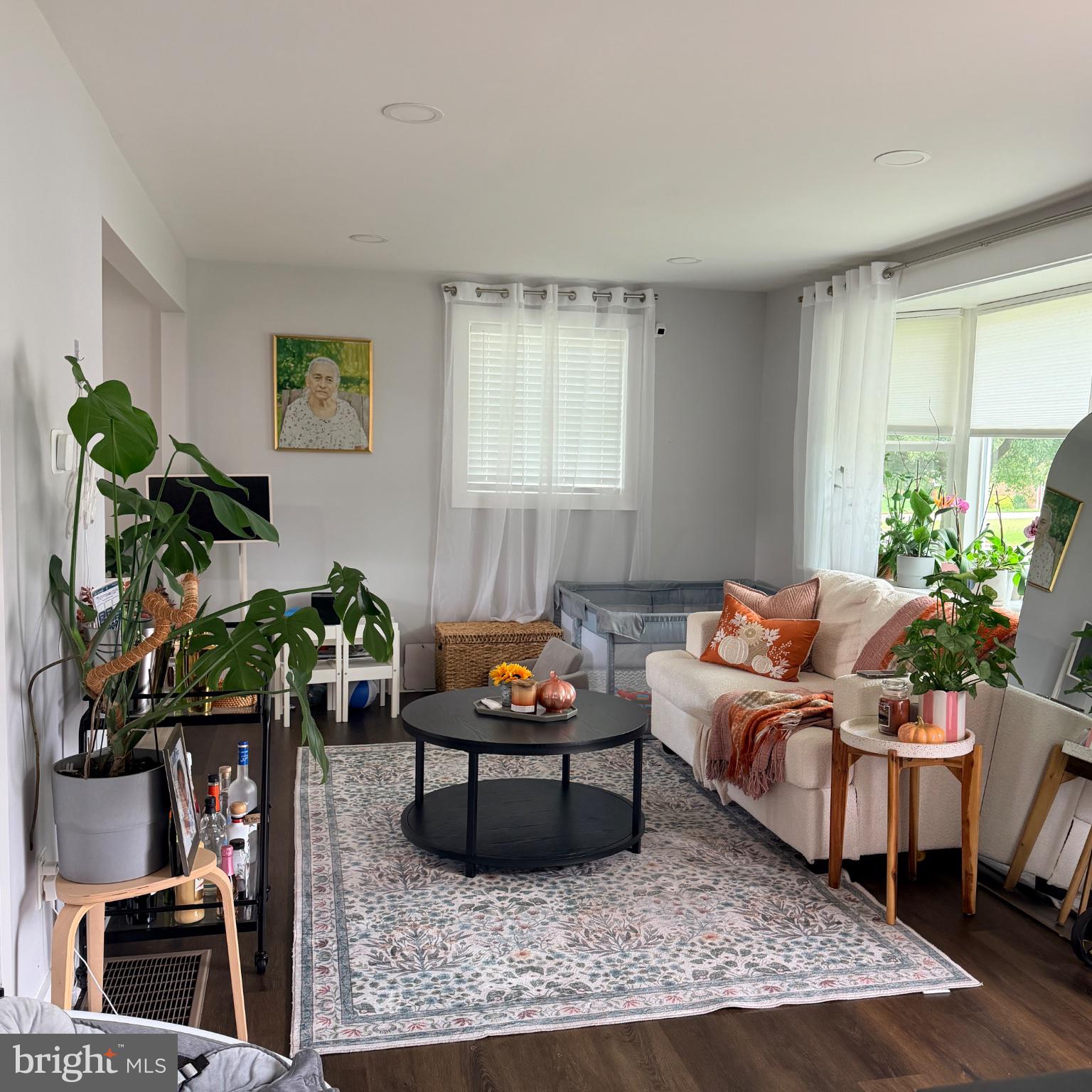 242 MORTON AVENUE