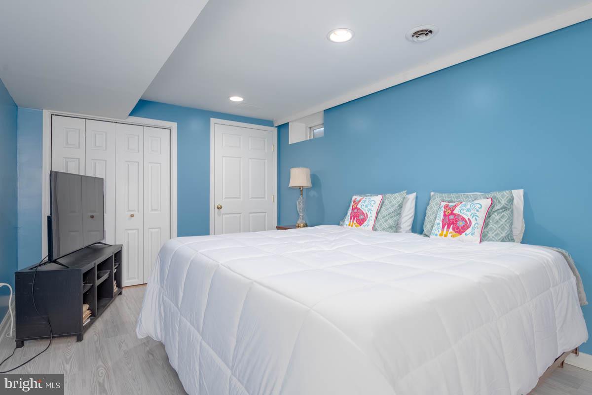 JARRETTSVILLE - Residential