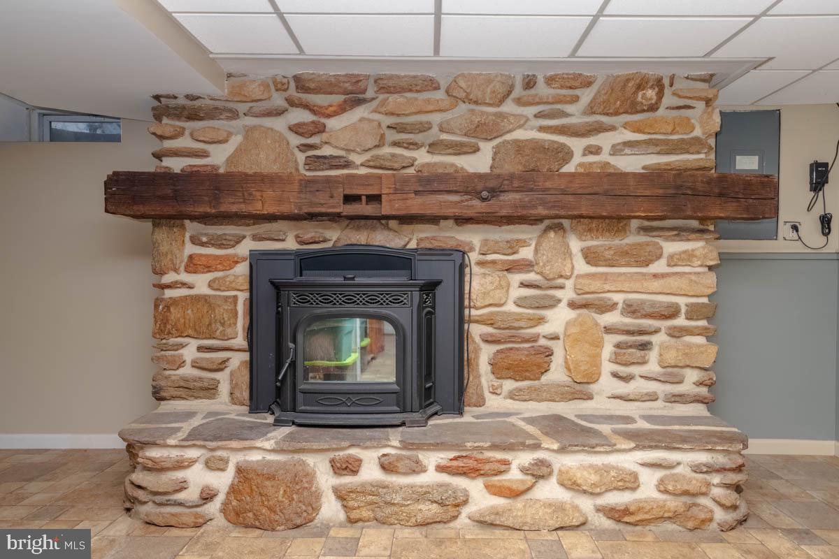 JARRETTSVILLE - Residential