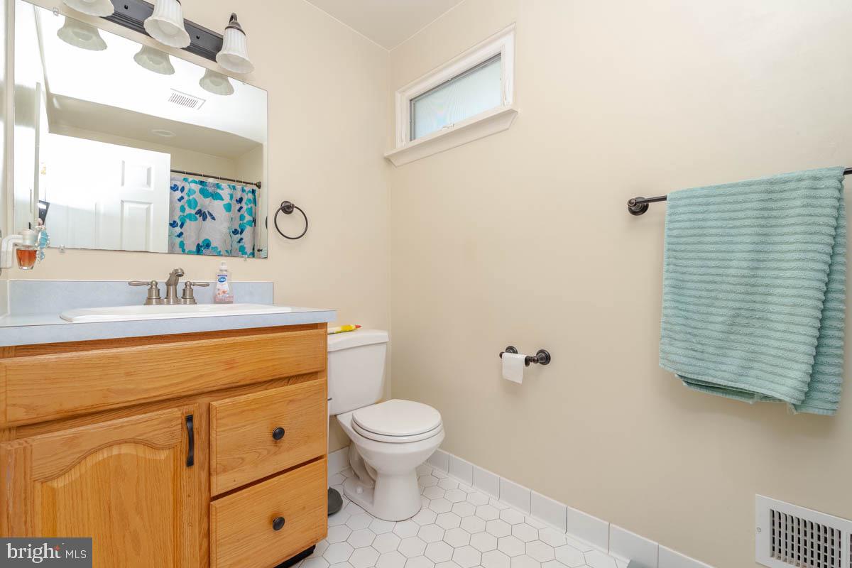 JARRETTSVILLE - Residential