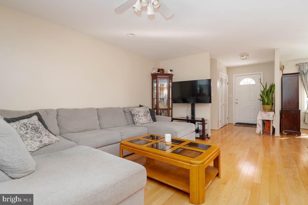 JARRETTSVILLE - Residential