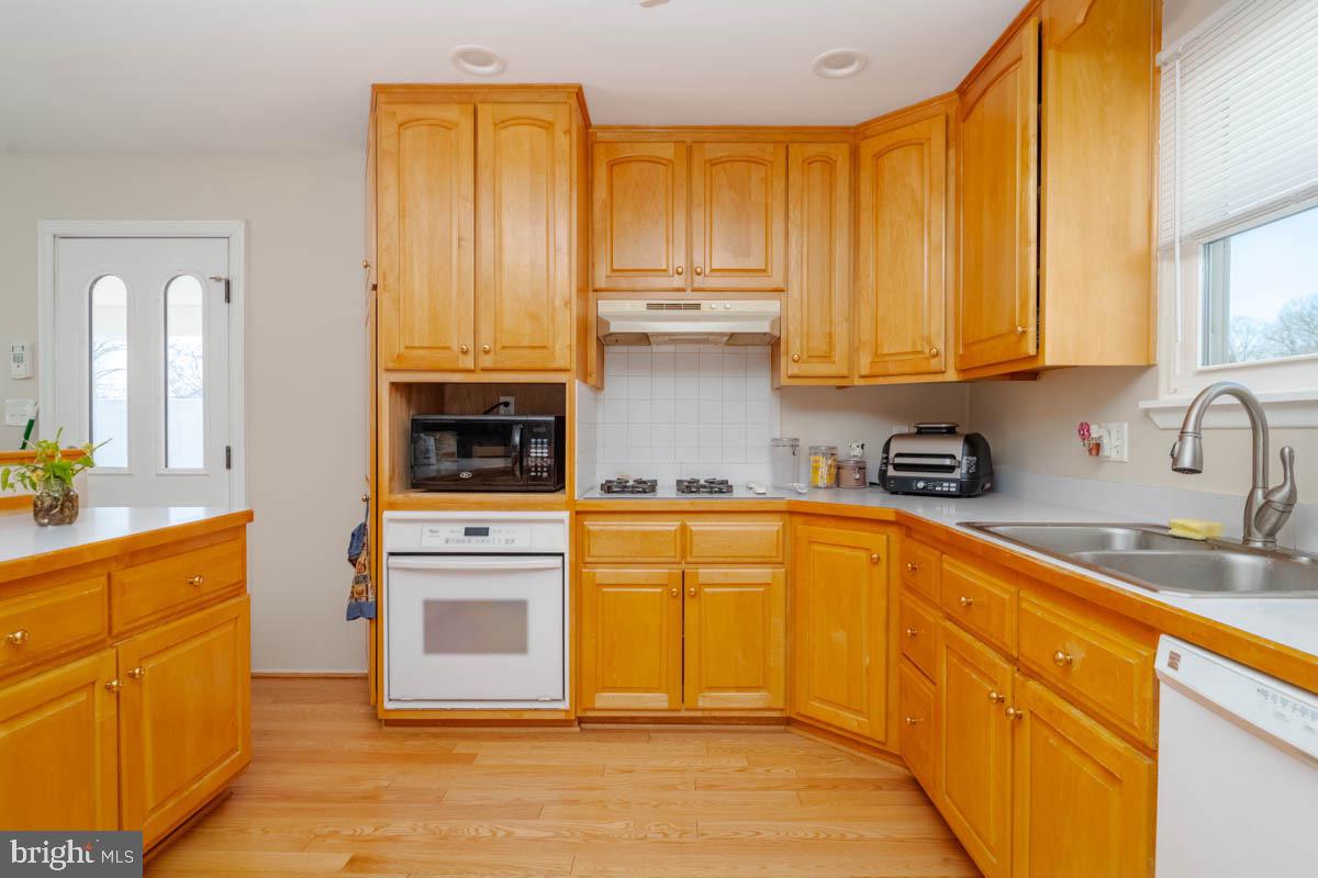 JARRETTSVILLE - Residential