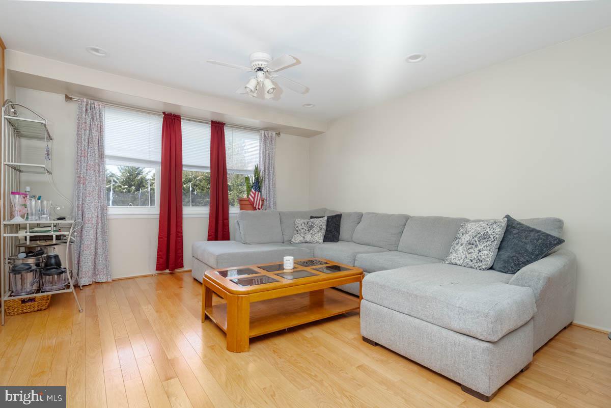 JARRETTSVILLE - Residential